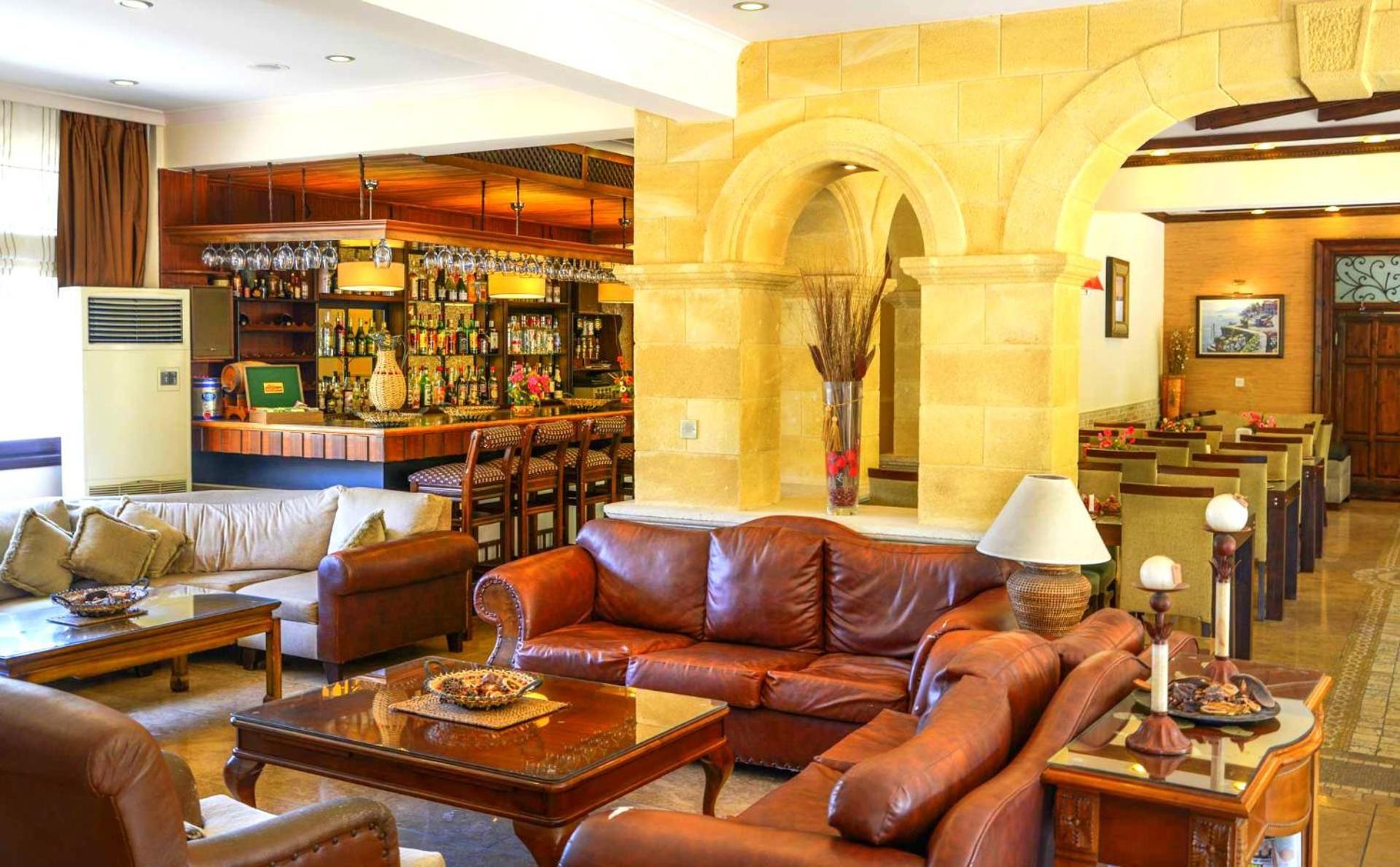 Hotel Anadol & Pool At Kyrenia Center 3*