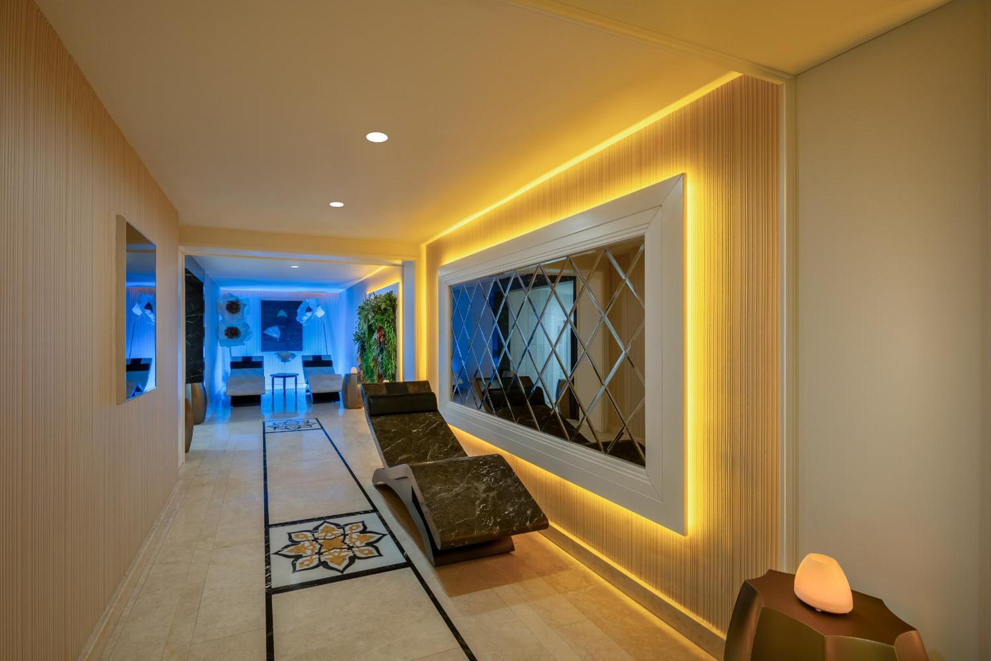 Les Ambassadeurs Casino&marina 3* Kyrenia (Northern Cyprus)