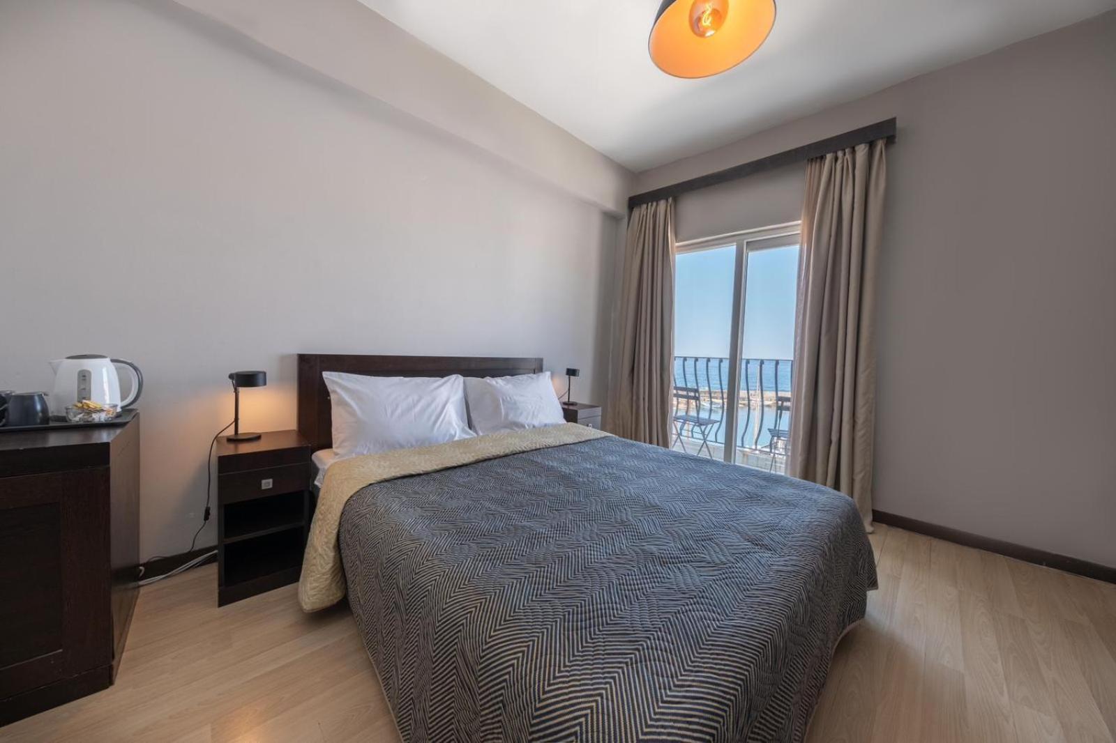 Kyrenia British Harbour Hotel 4*