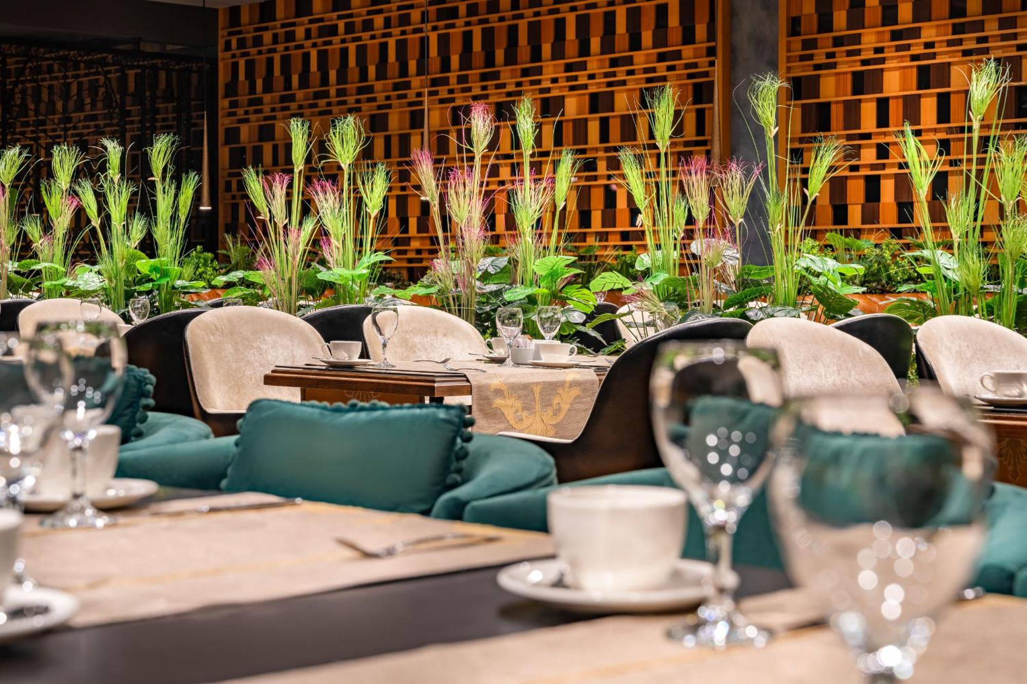 Hotel Les Ambassadeurs Casino&marina