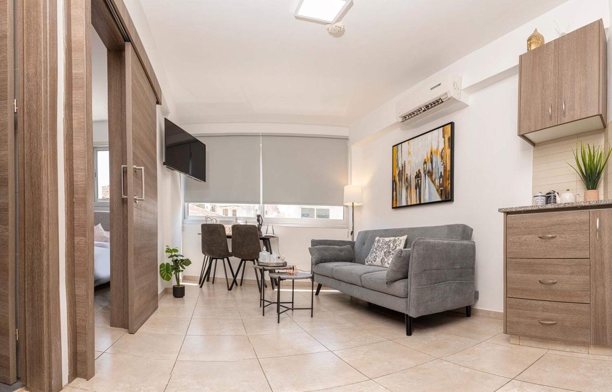 Apartment Appartments In The Historic Center Near Limassol