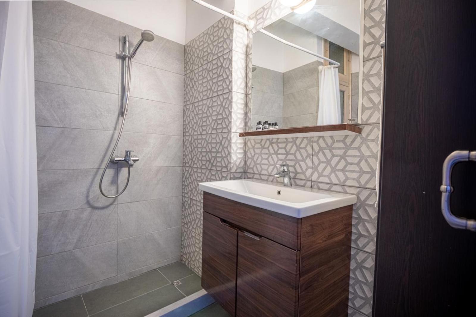 Hotel Kyrenia British Harbour