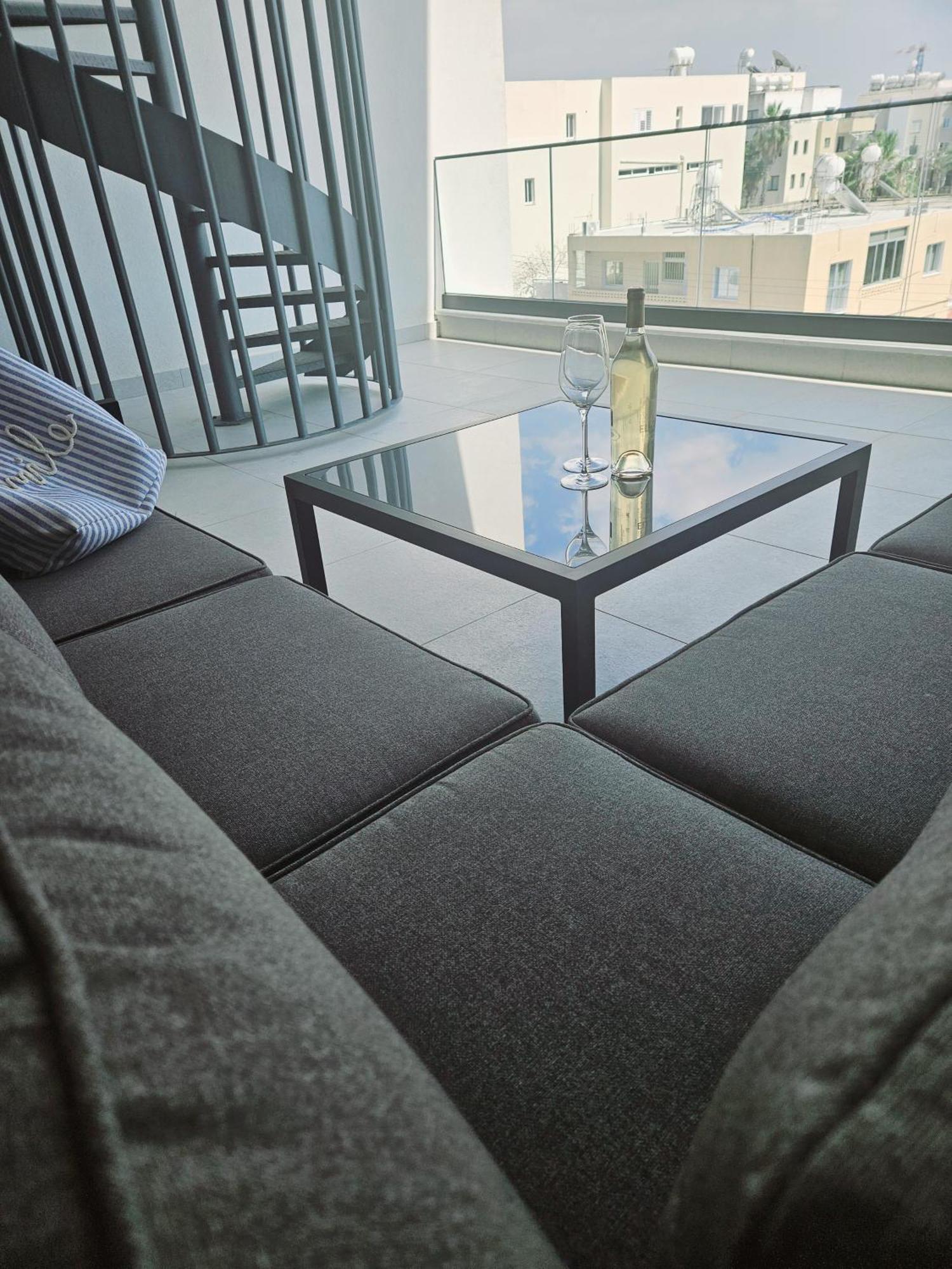 Heritage Paphos, Luxury Duplex With Private Pool Appartement *