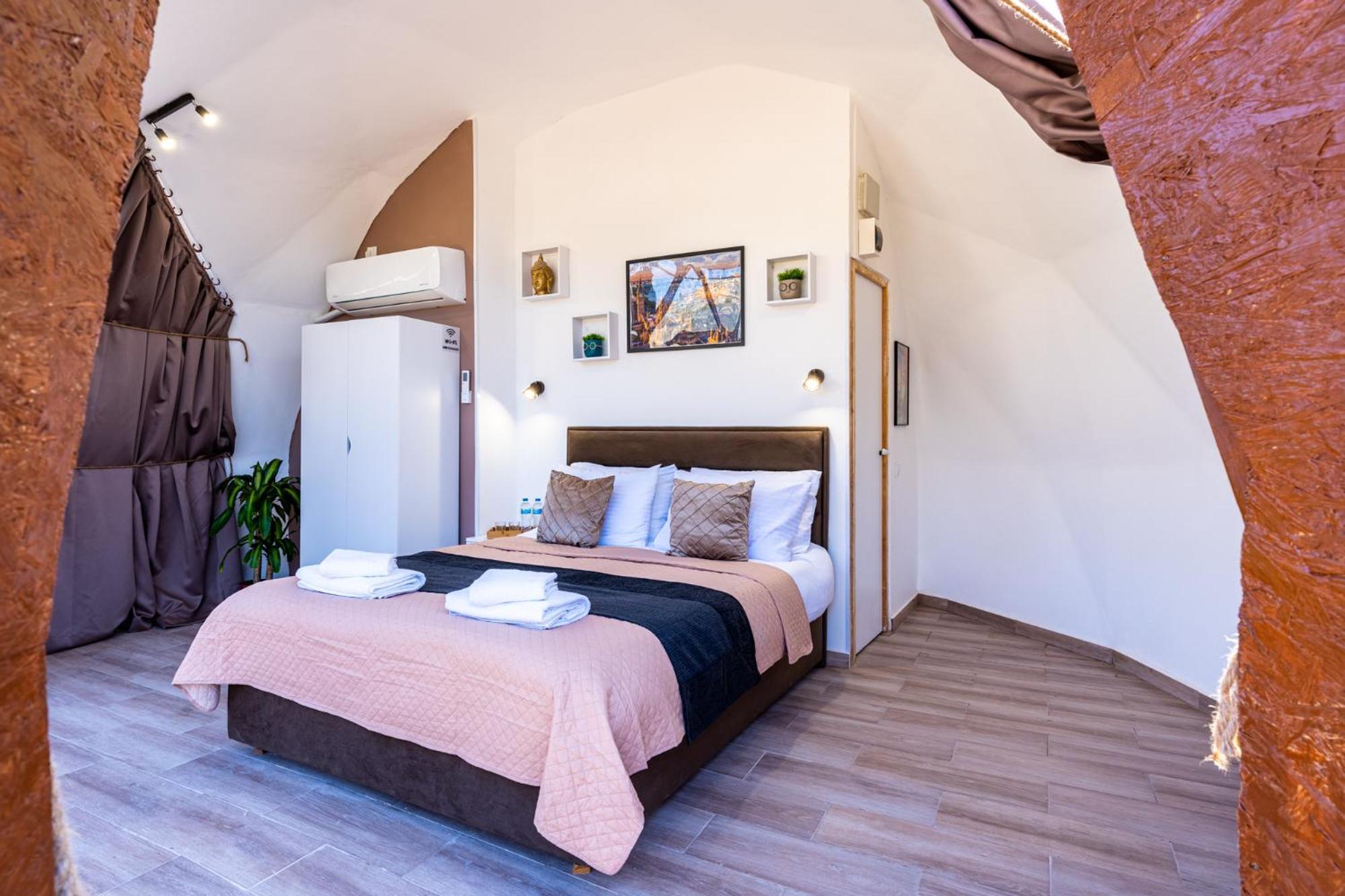 Amazing Cyprus Glamping Domes - Glamping Cyprus Luxury tent Paphos