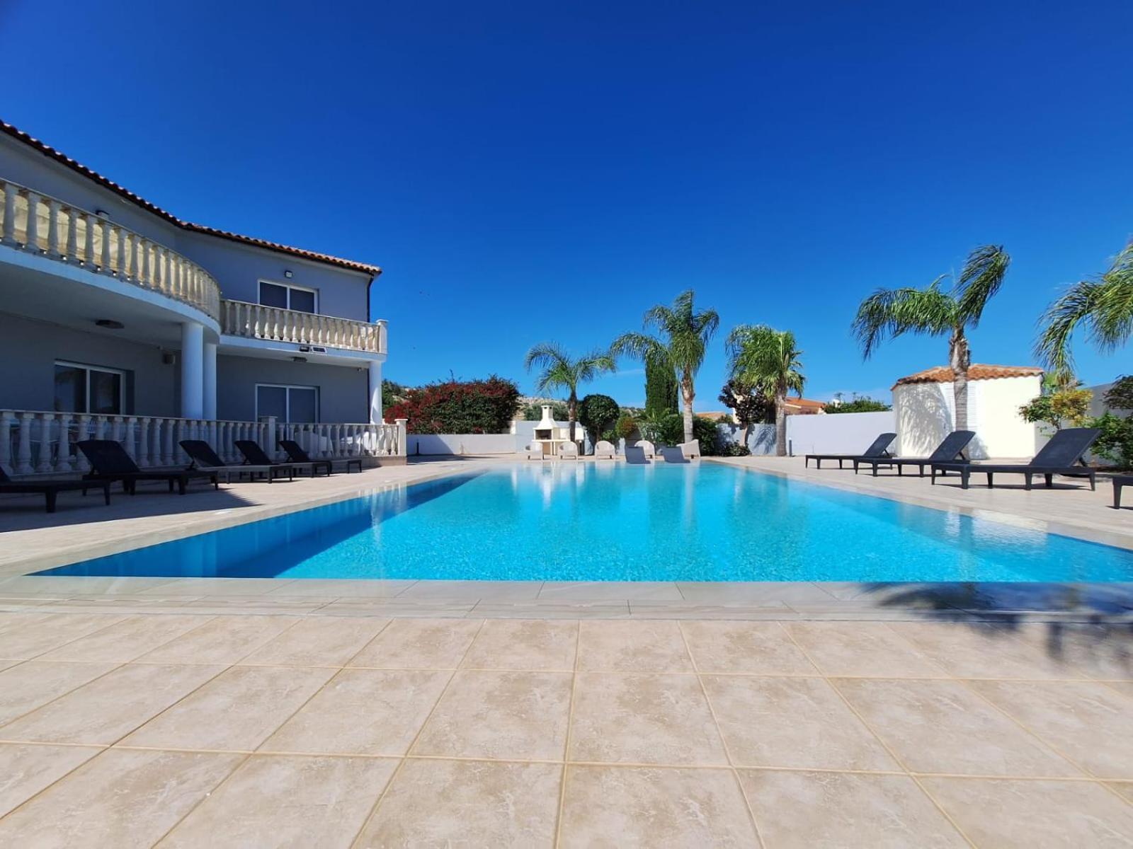 Grand Lynn Seaview Pousada