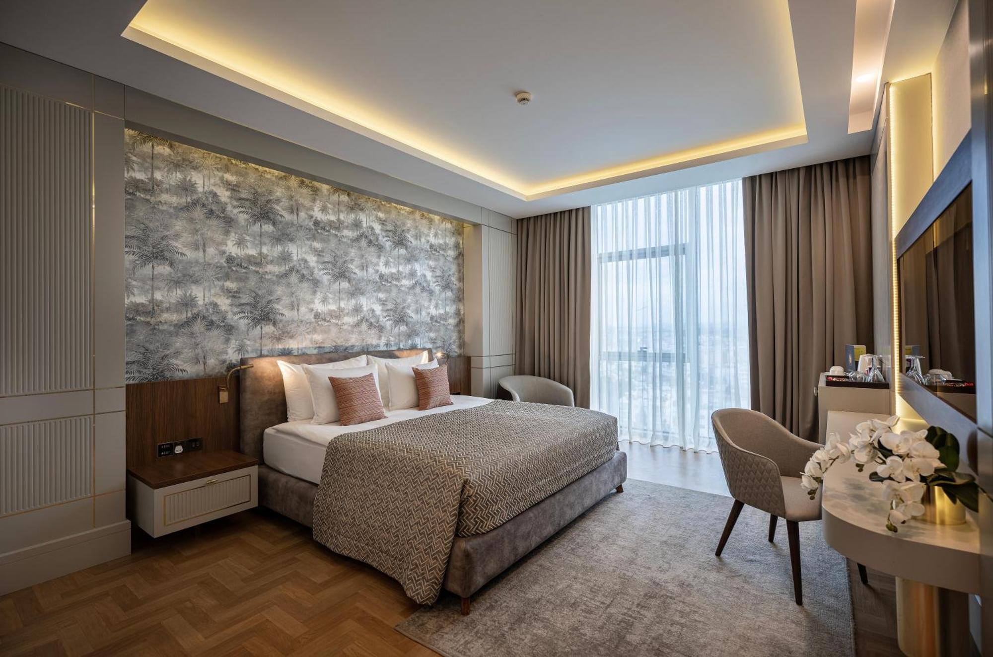 Concorde Tower & Casino 5*