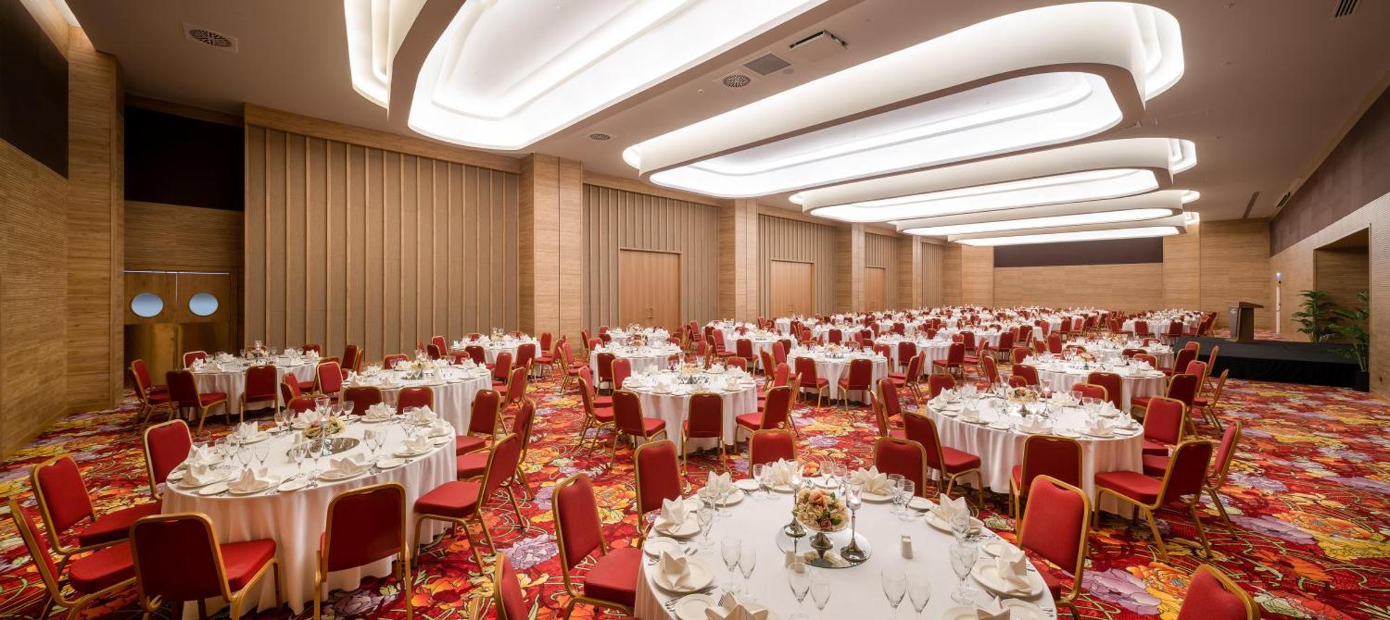 Concorde Tower & Casino Hotel 5*