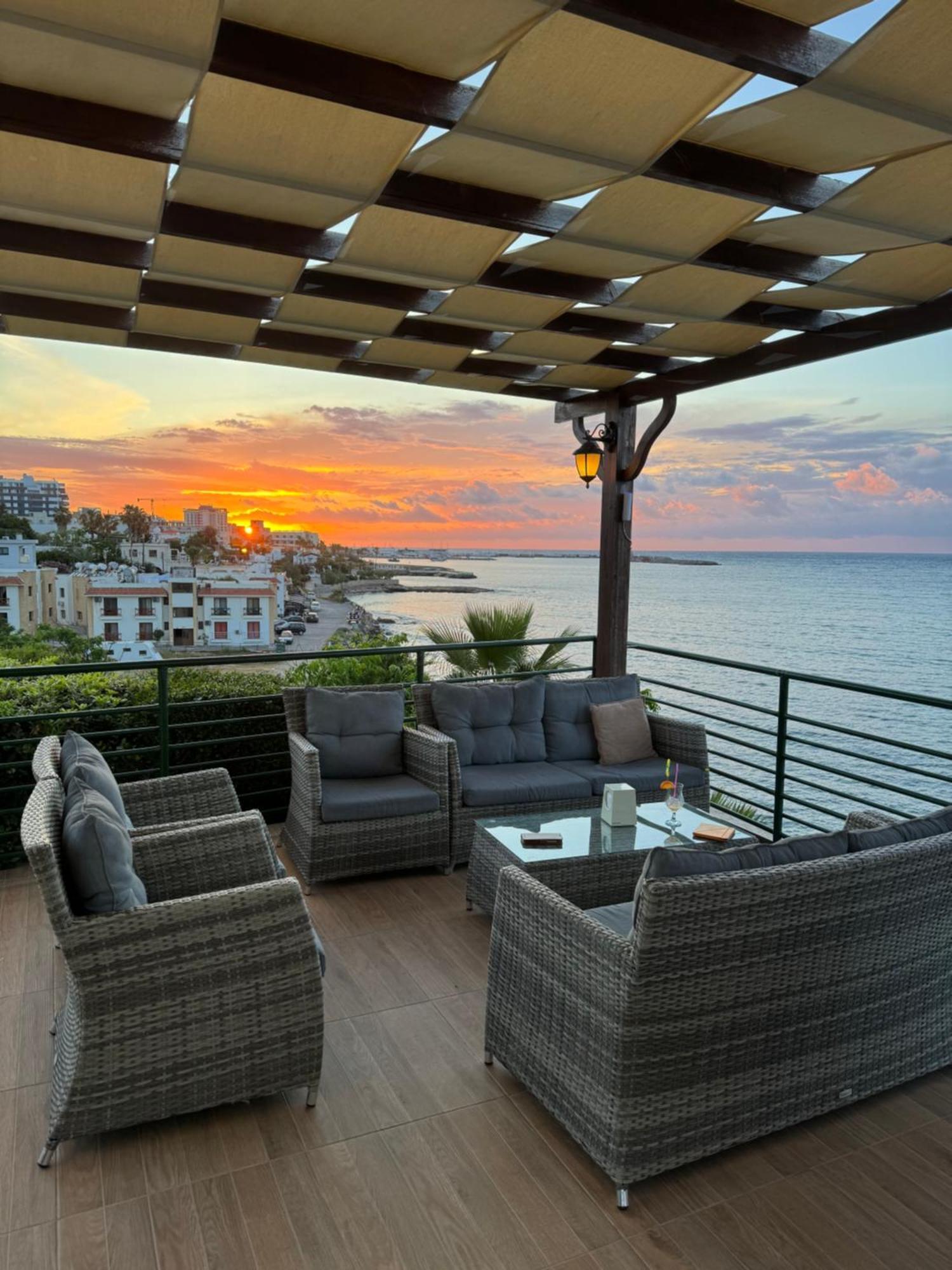 Hotel High Life