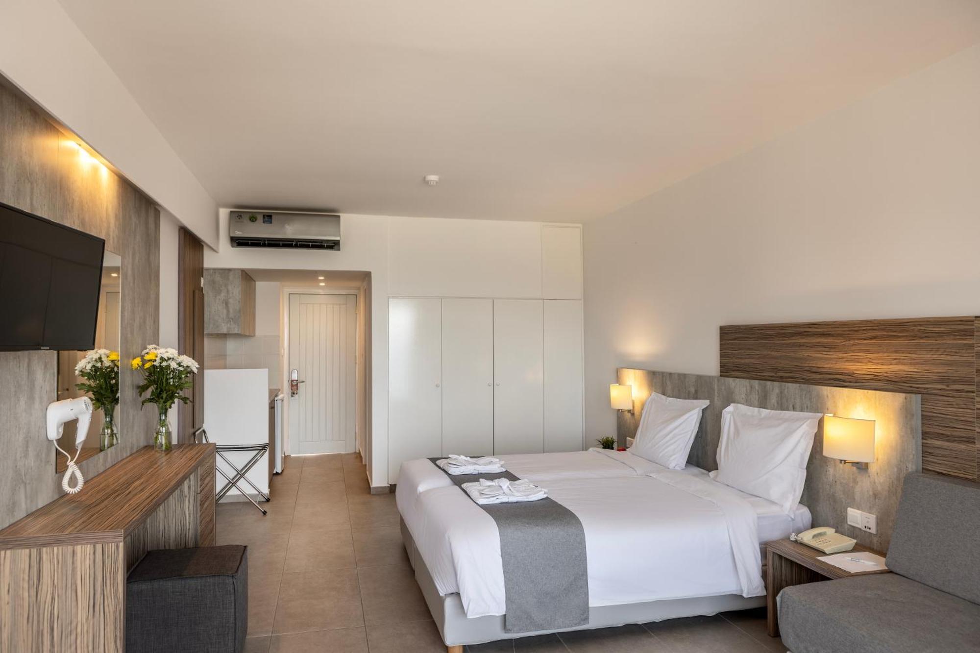 Kapetanios Aqua 4* Coral Bay