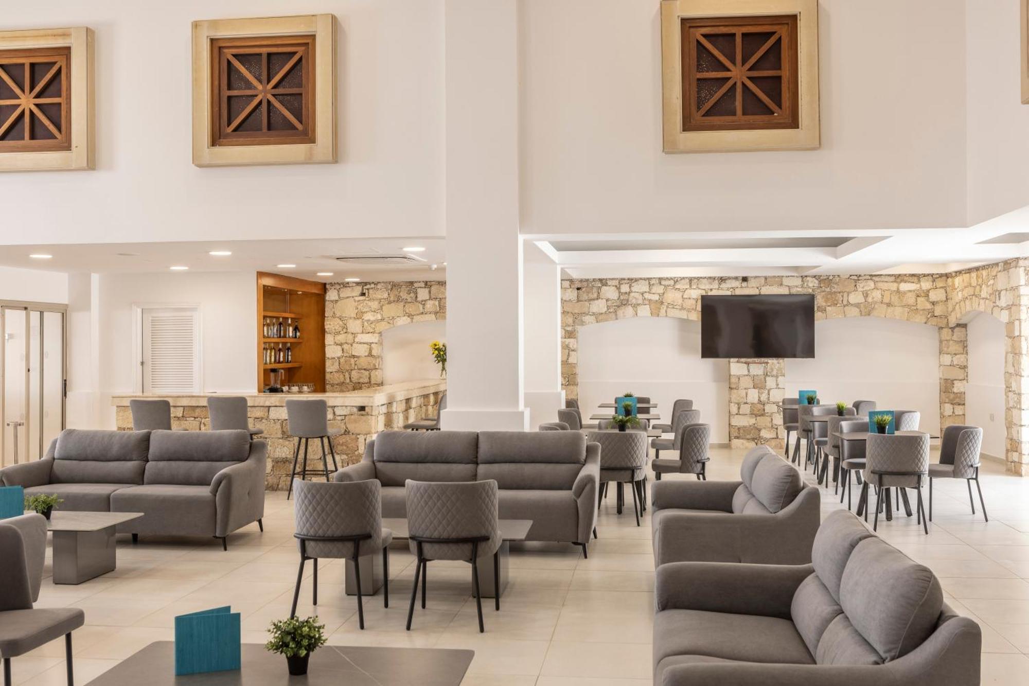 Resort Kapetanios Aqua Coral Bay