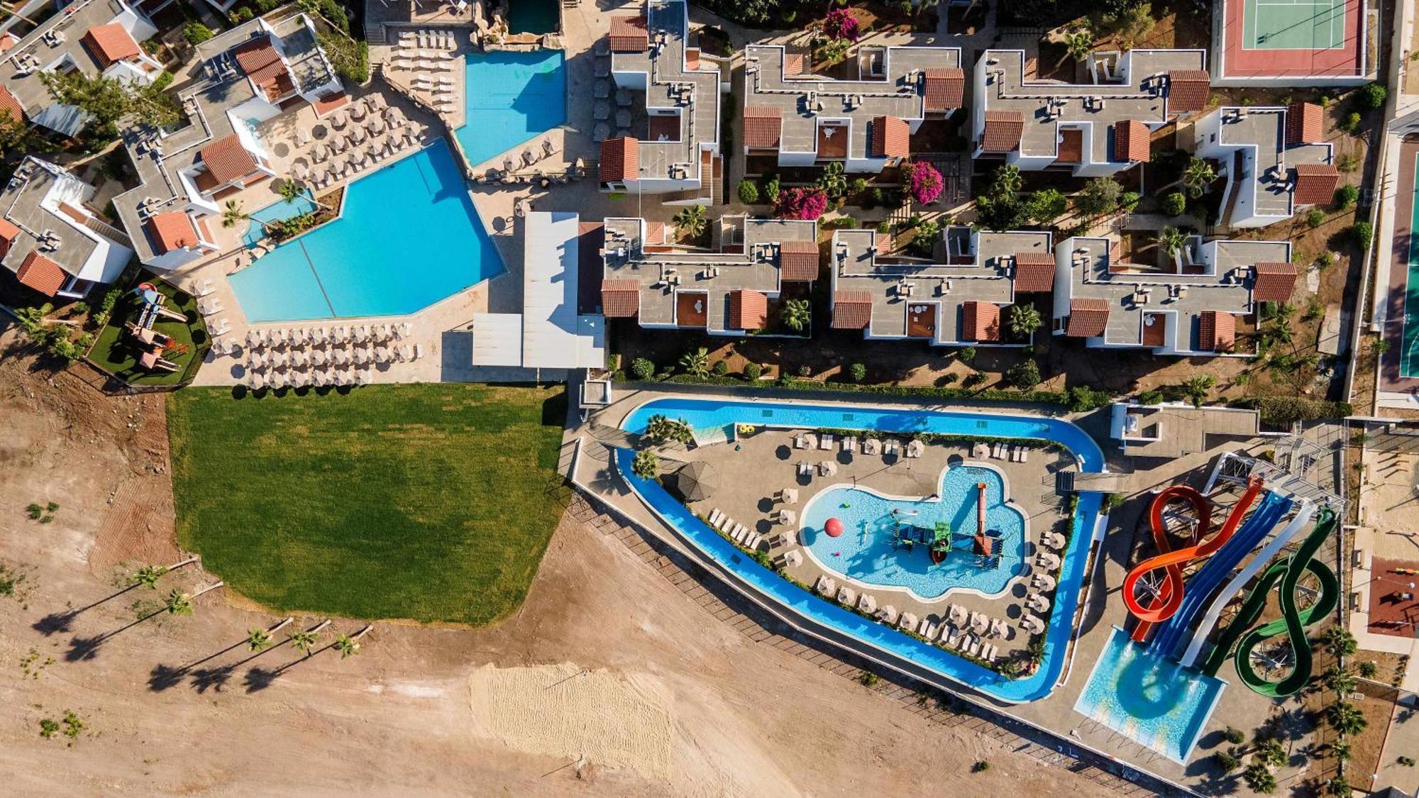 Kapetanios Aqua Coral Bay