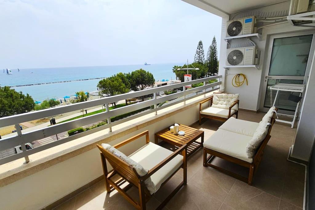 Molos Beachfront City-centre Appartement
