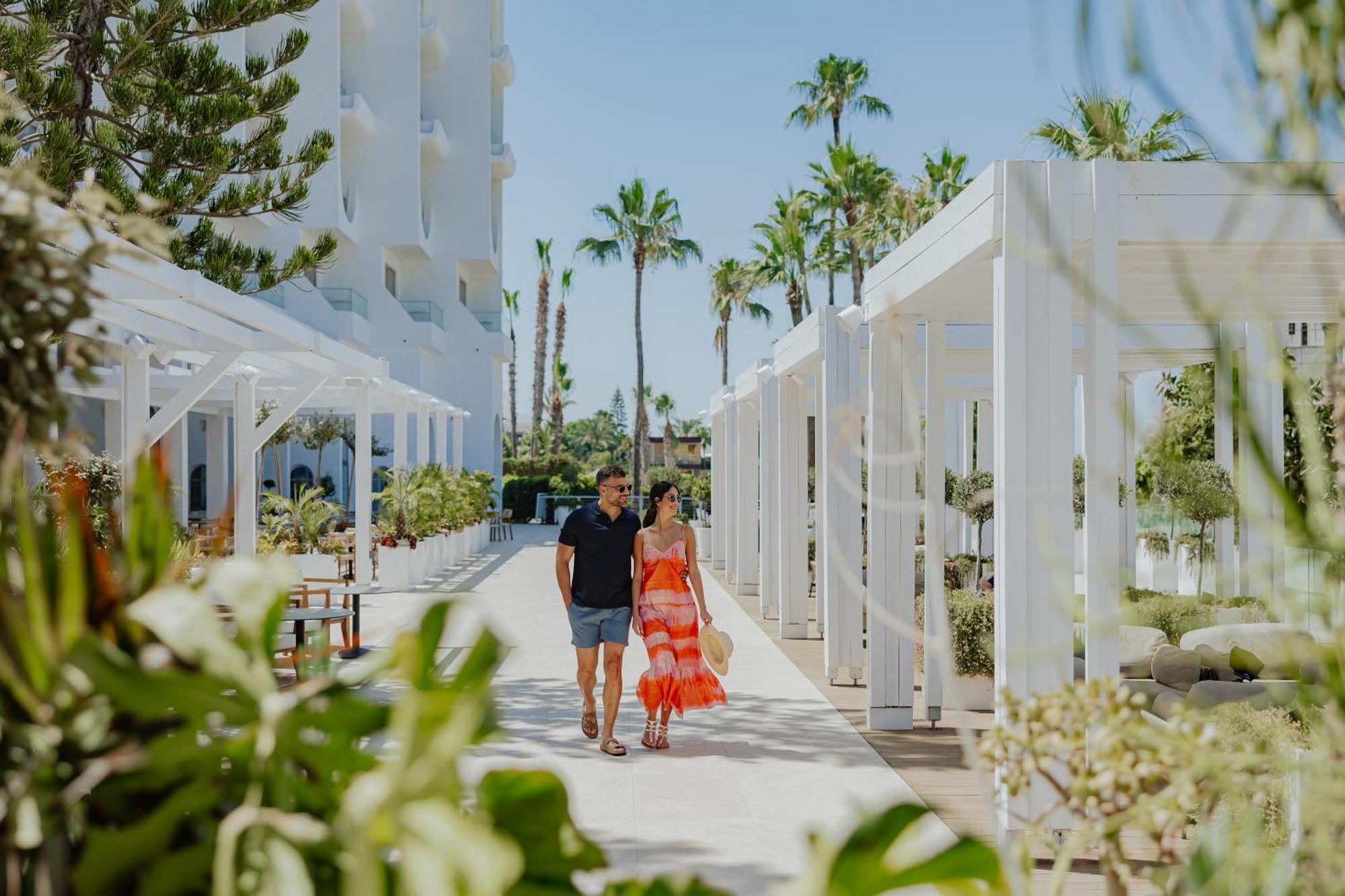 Golden Coast Resort 4*