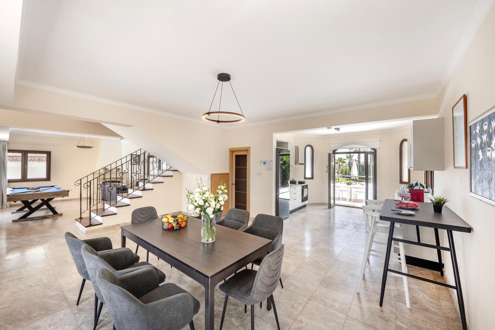 Sunnyvillas: 4br Seafront Villa*private Pool*bw44 *