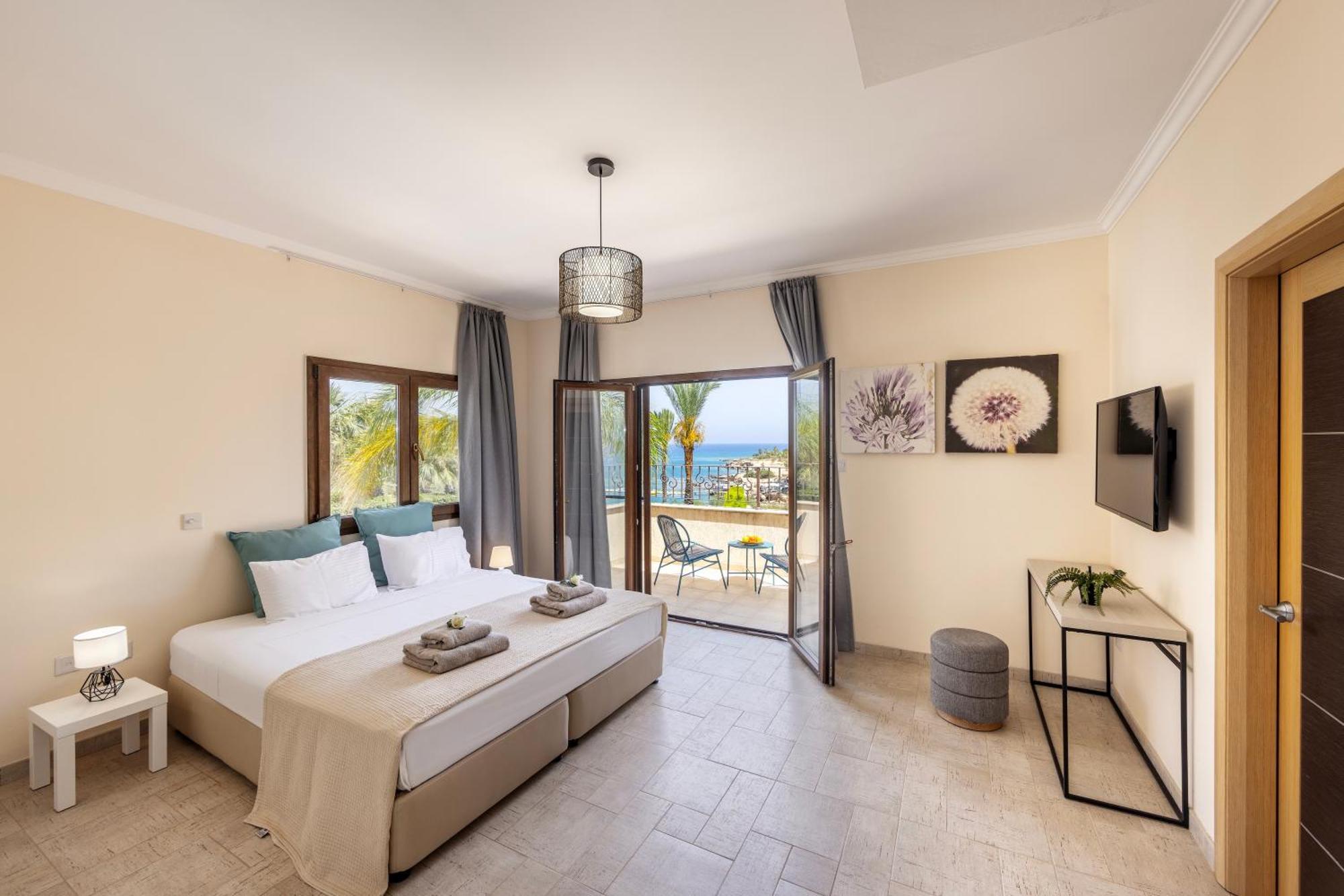 Sunnyvillas: 4br Seafront Villa*private Pool*bw44 Villa