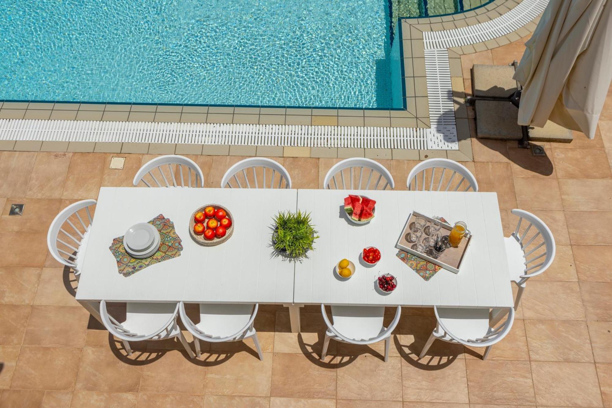 Sunnyvillas: 4br Seafront Villa*private Pool*bw44 * Protaras