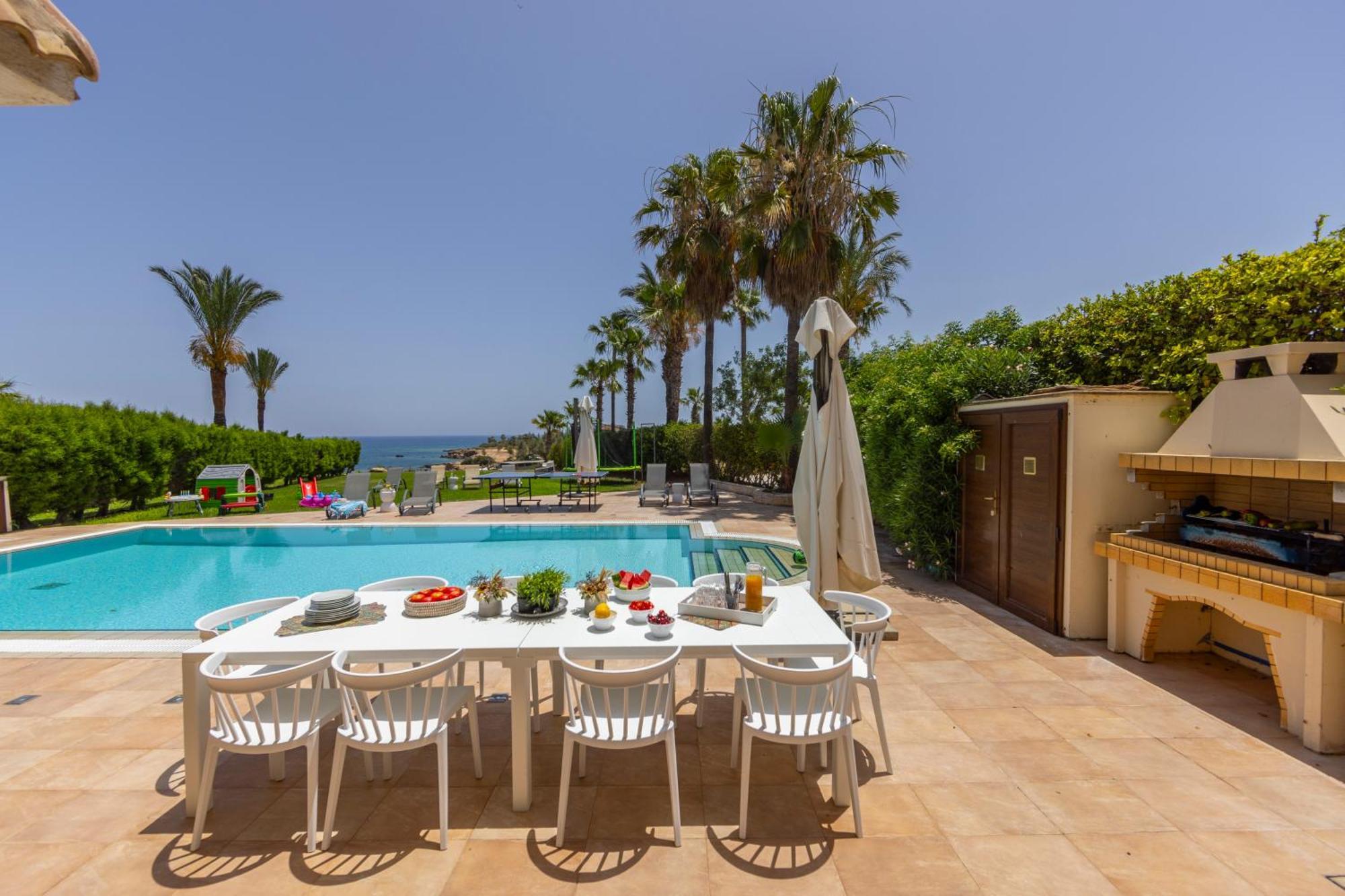 Sunnyvillas: 4br Seafront Villa*private Pool*bw44 Villa