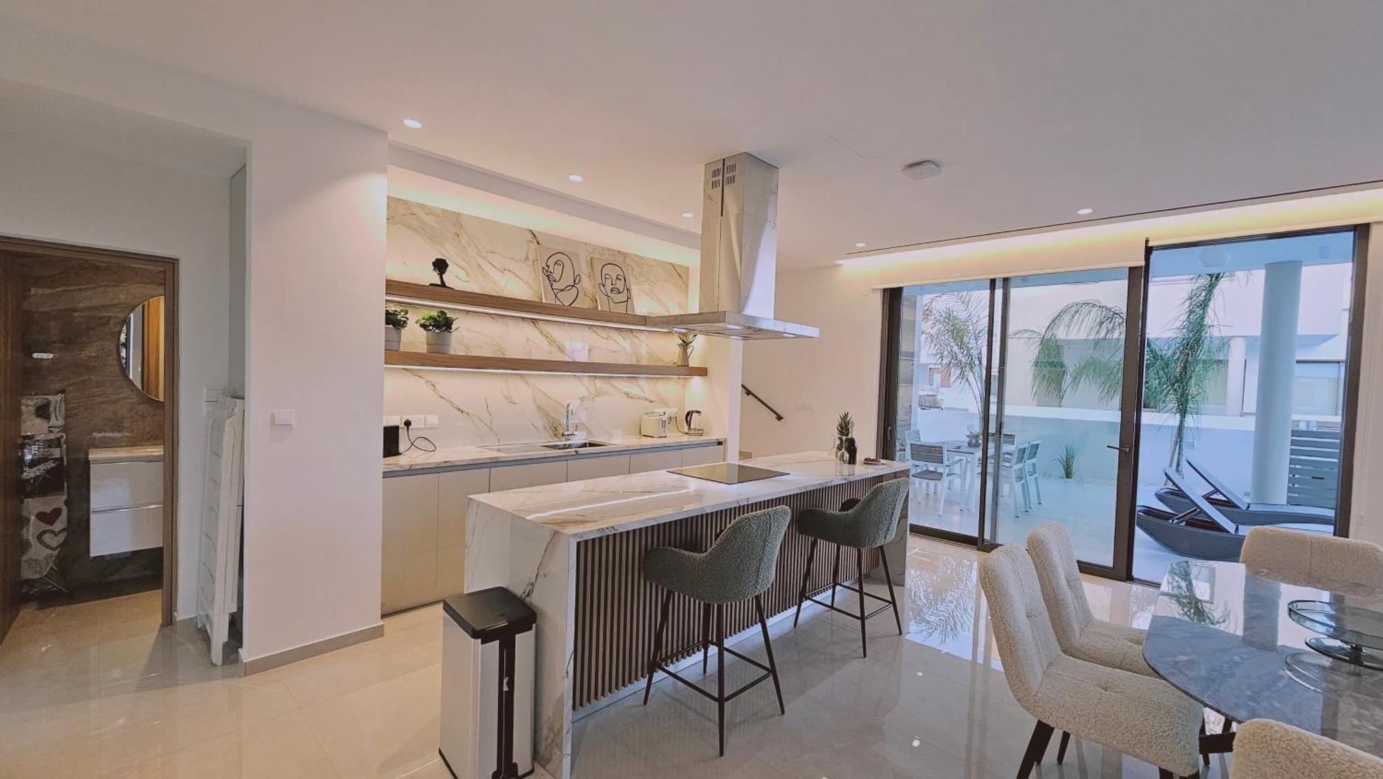 Oasis Luxury Villa