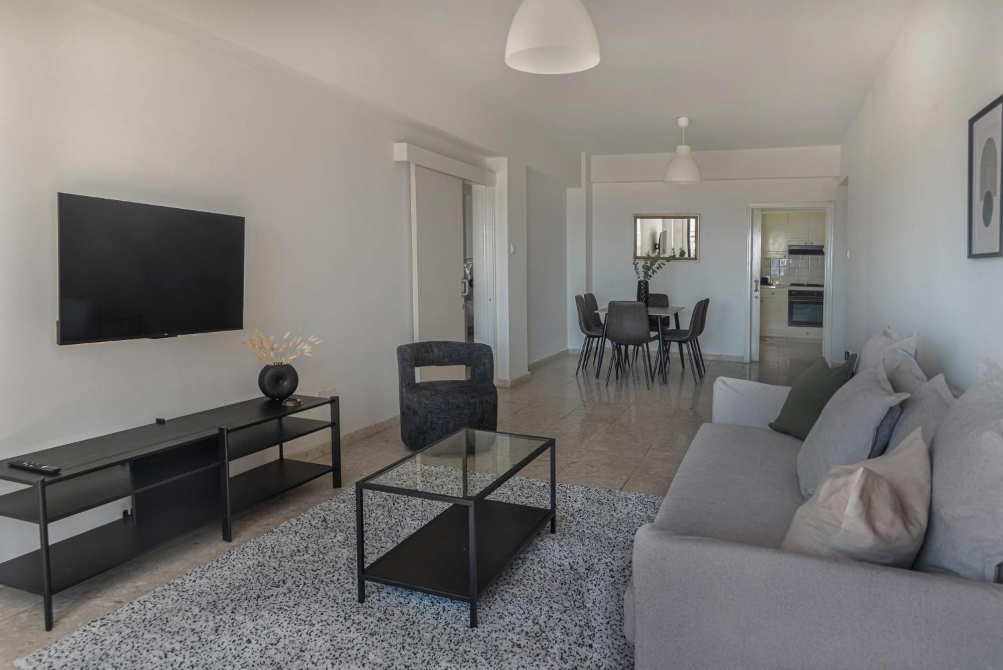 Apartment Phaedrus Living Seaview Phinikoudes Flat Larnaca