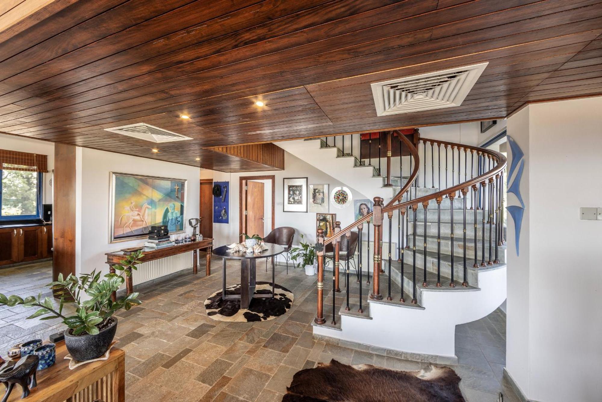 Sycamore Seaview Villa