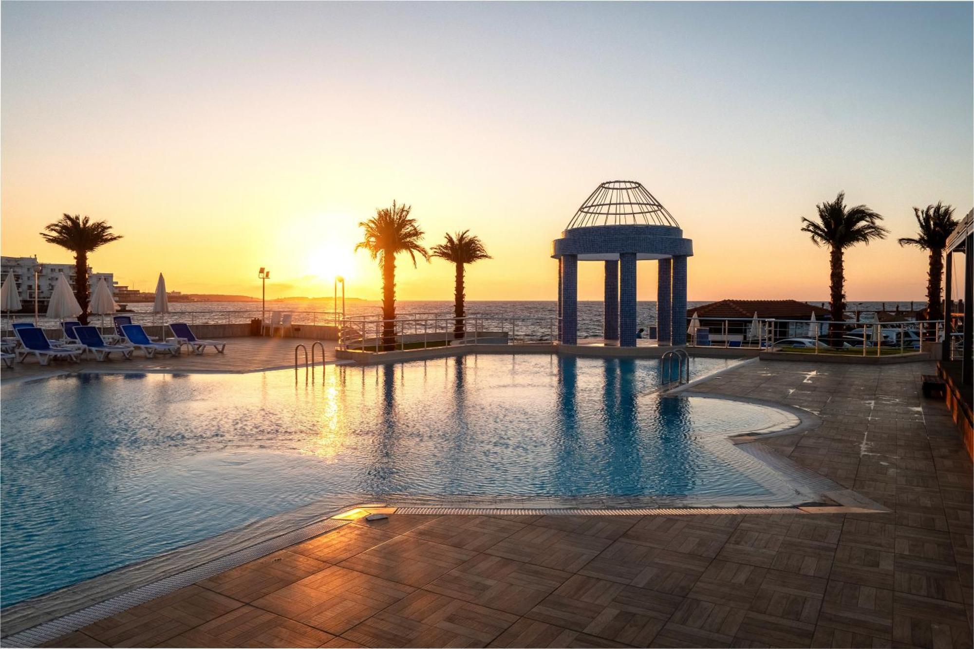 Dome & Casino At Kyrenia Hotel 4*