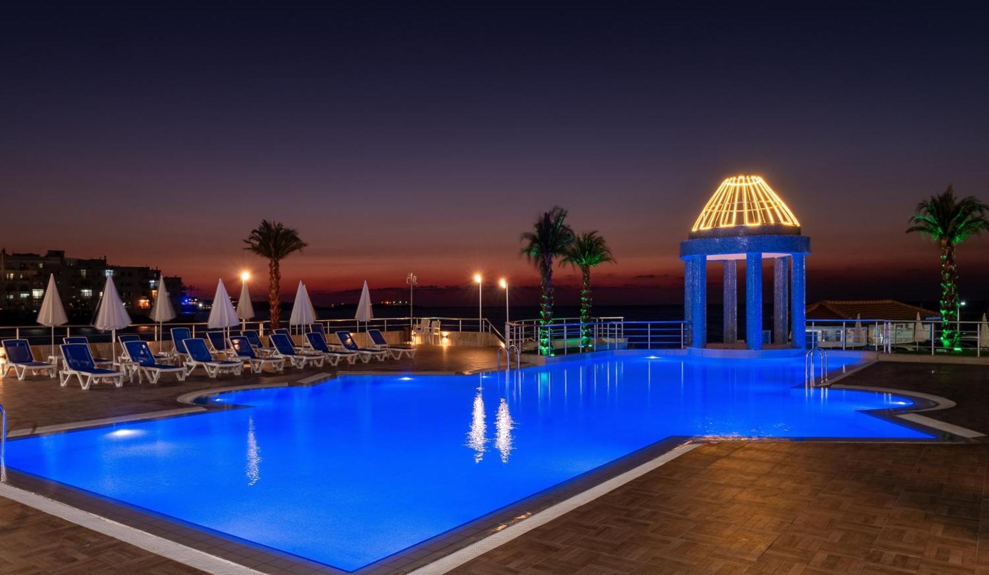 Hotel Dome & Casino At Kyrenia Kyrenia (Northern Cyprus)