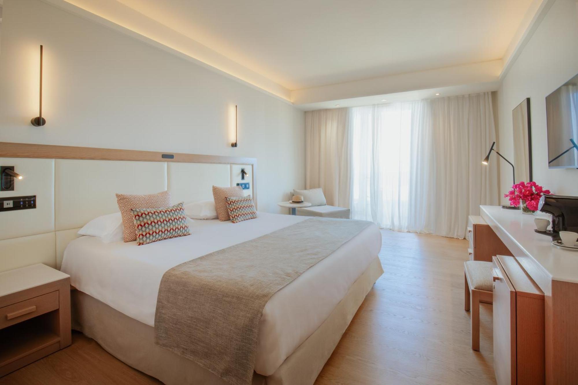 Resort Golden Coast Protaras