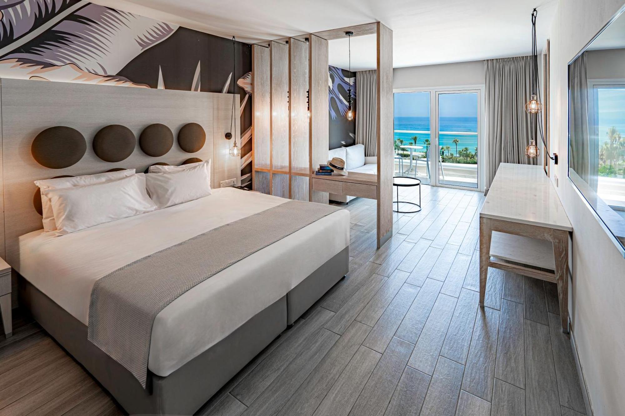 Vangelis Hotel&suites Hotel