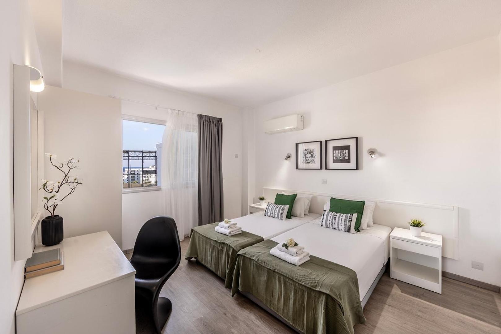 Apartment Somantonia