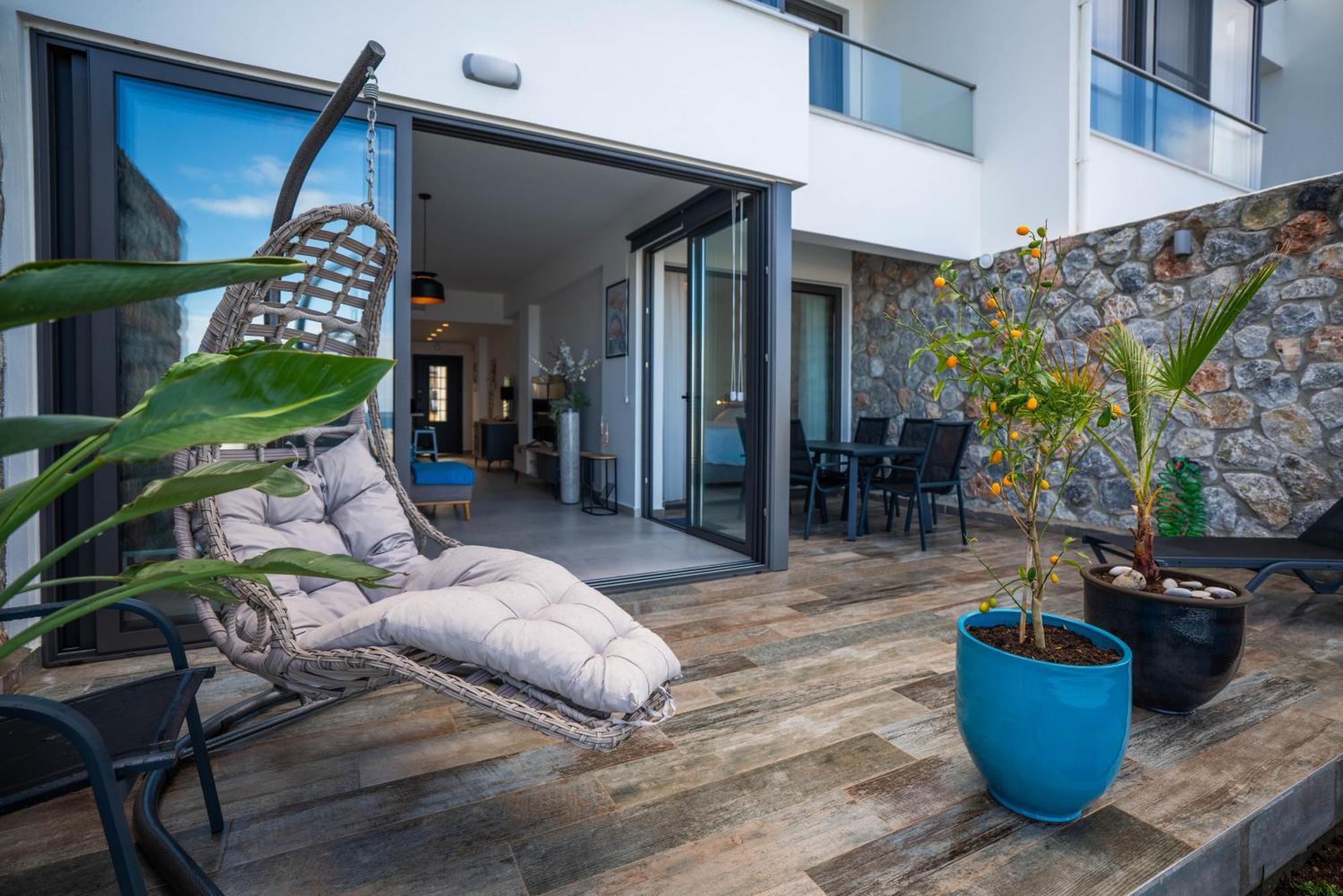 Oceanfront Oasis With Private Pool Stunning Views