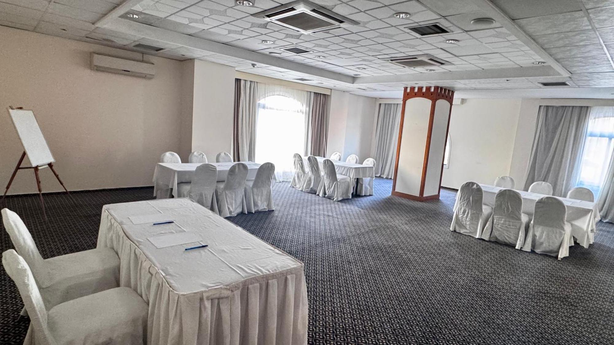 Navarria Blue Hotel 3*