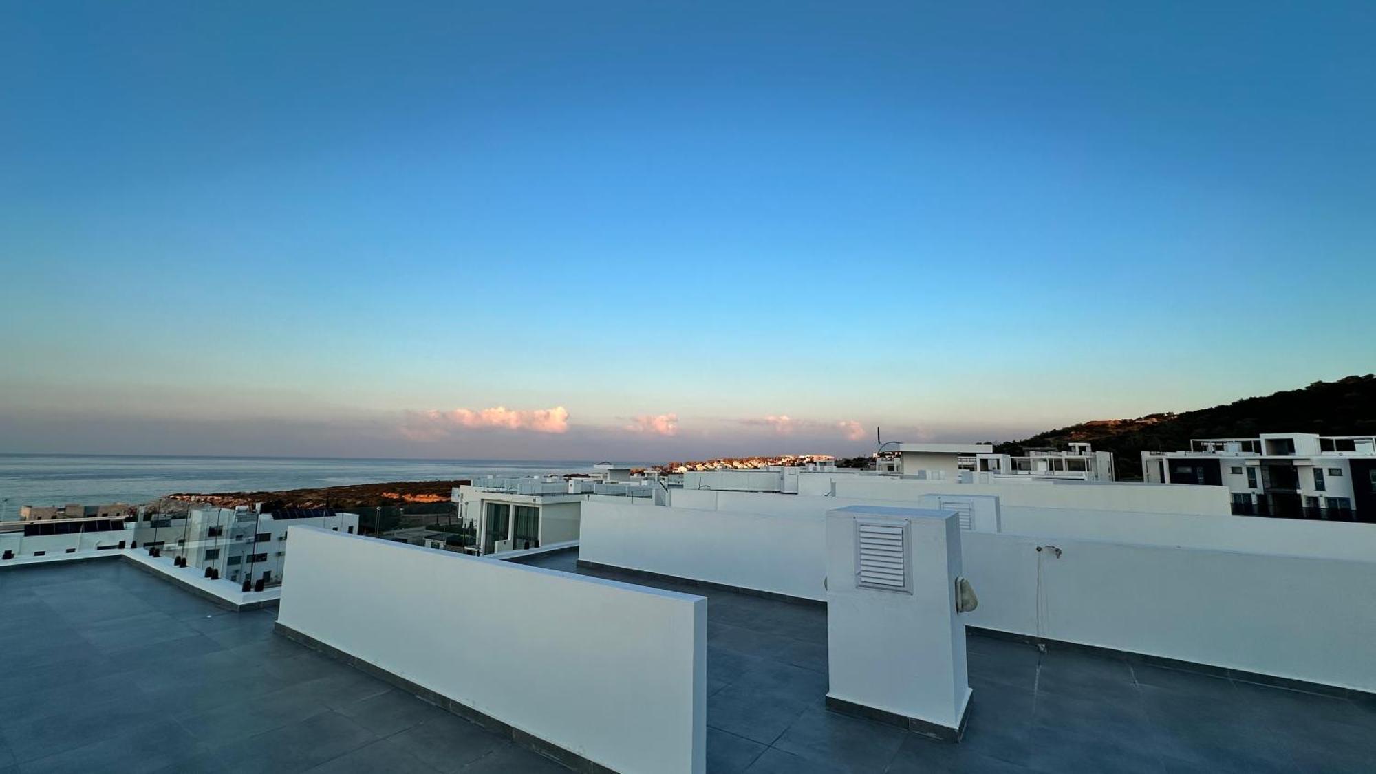 Siesta Beachfront Apartment *