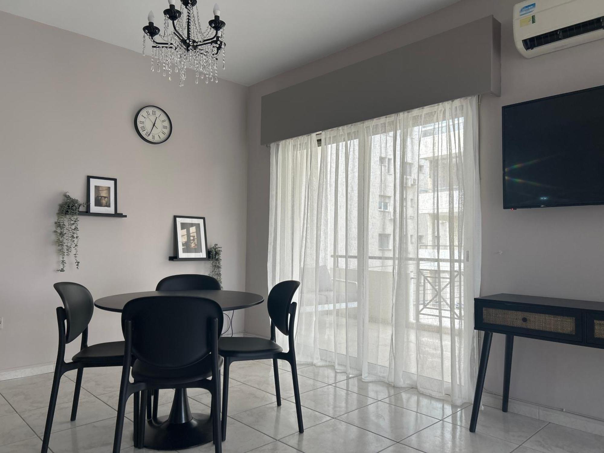 Apartment's *