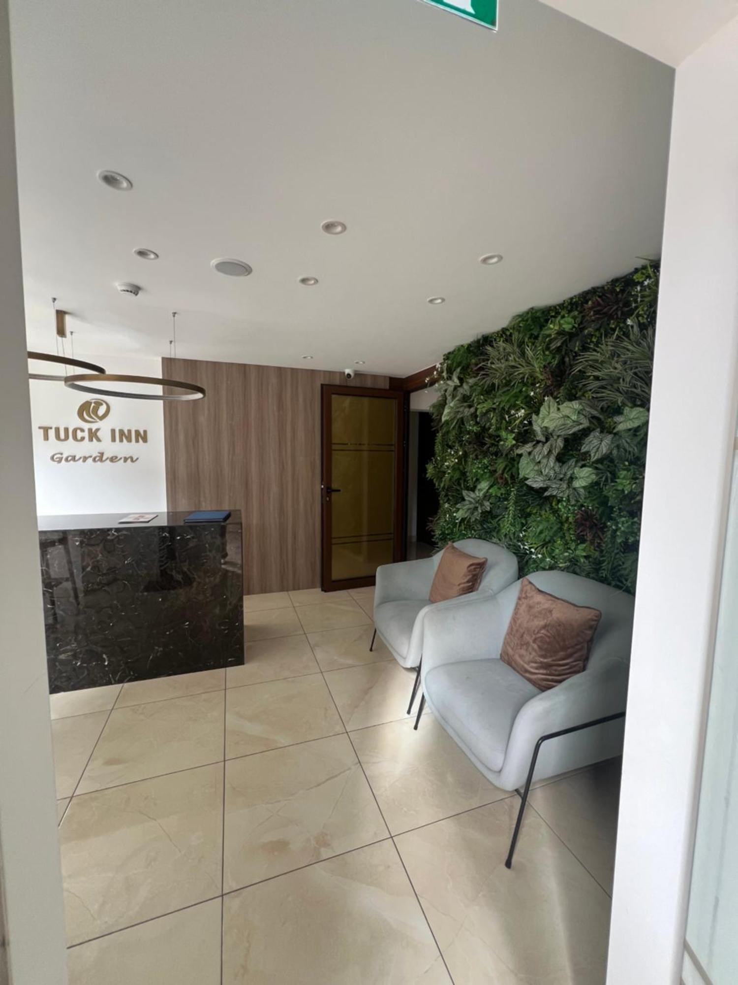Tuck Aparthotel