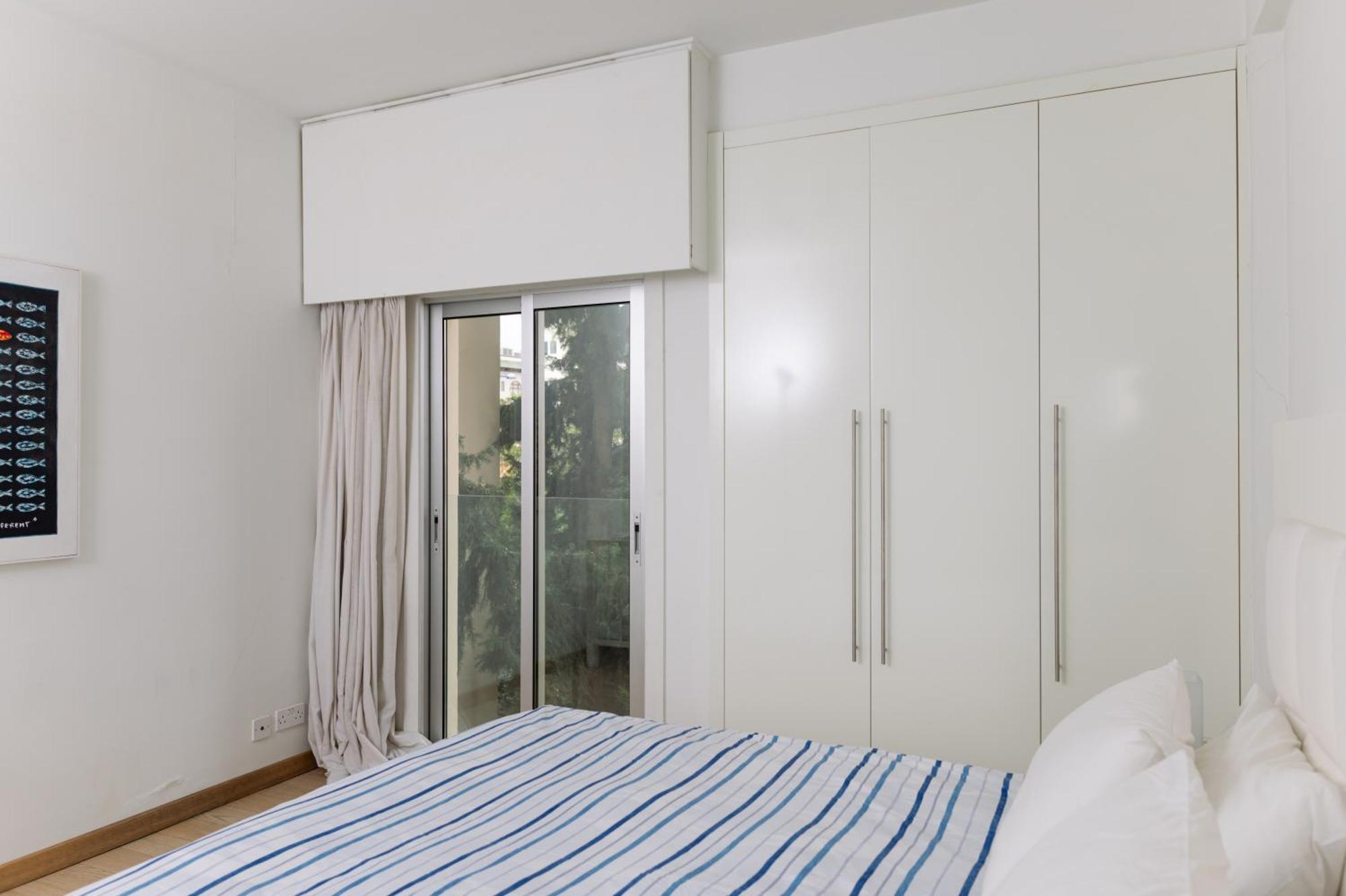3br Beachfront Gem In Apartment