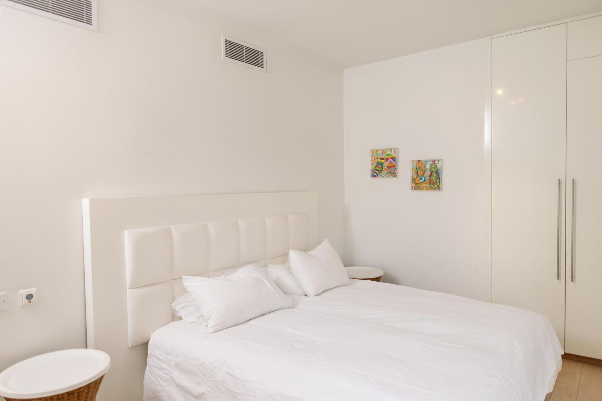 Apartment 3br Beachfront Gem In Limassol