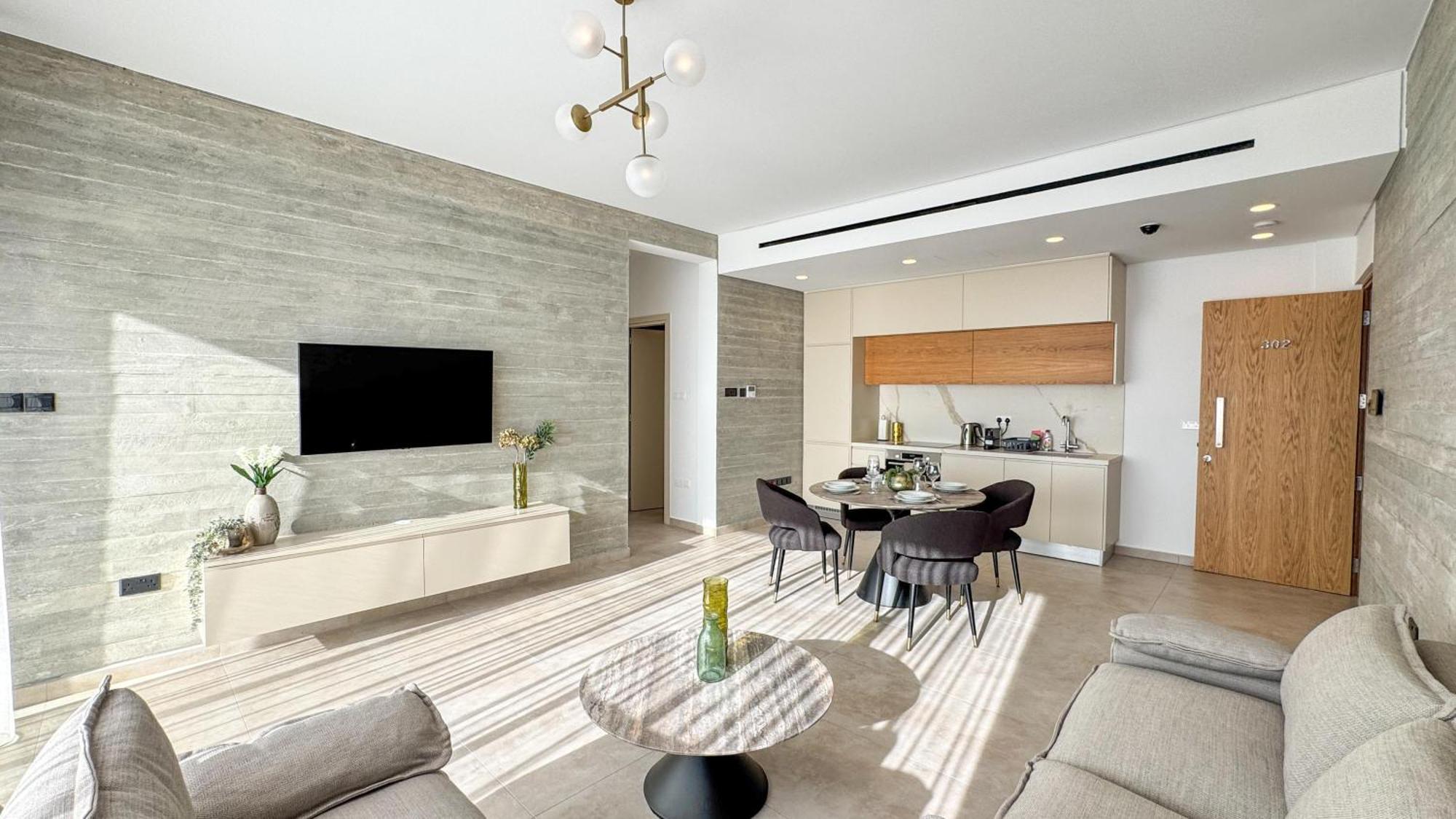 Malberry Park 302 - Modern 2 Bedroom With Pool, Gym, Jaccuzi * Paphos