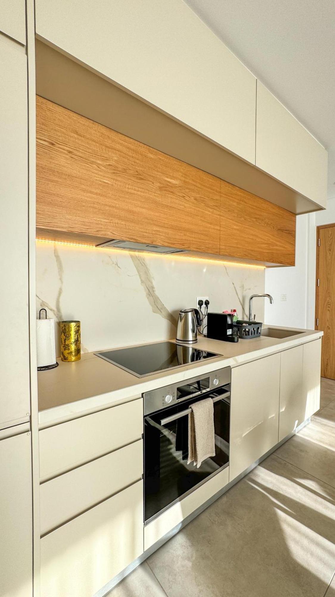 Malberry Park 302 - Modern 2 Bedroom With Pool, Gym, Jaccuzi Apartment Paphos