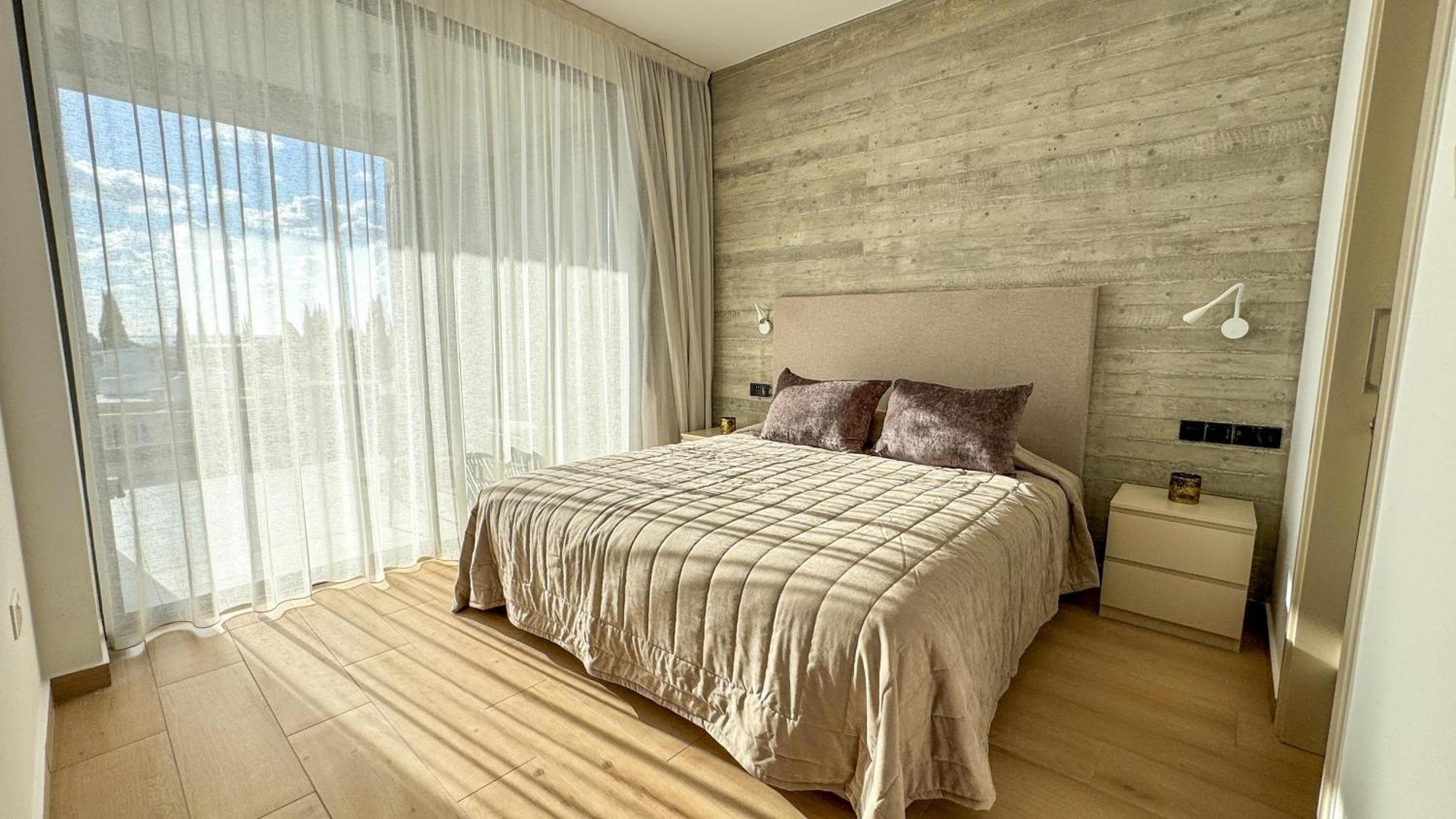Malberry Park 302 - Modern 2 Bedroom With Pool, Gym, Jaccuzi Apartment *