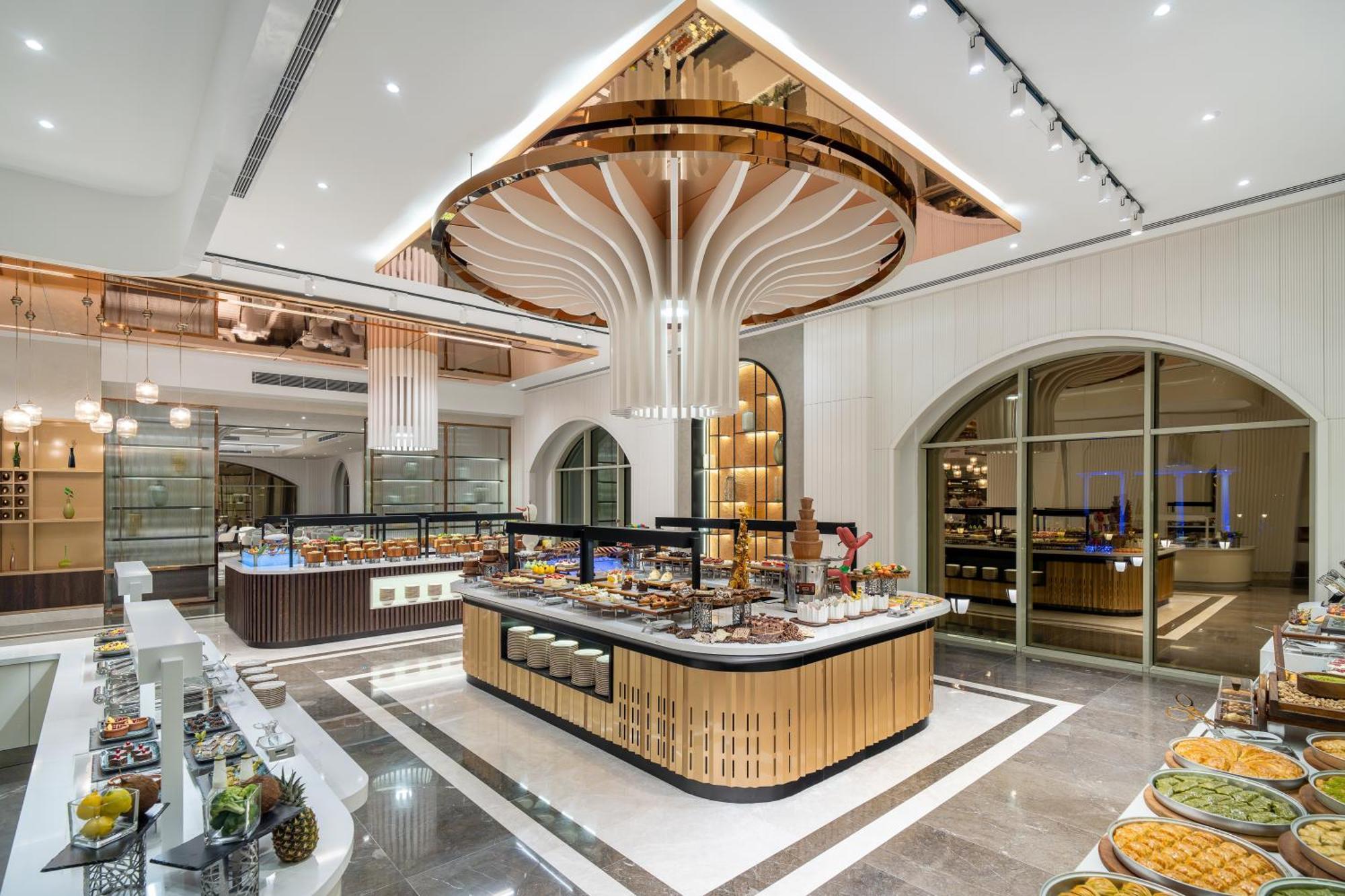 Hotel Merit Royal Premium Casino &