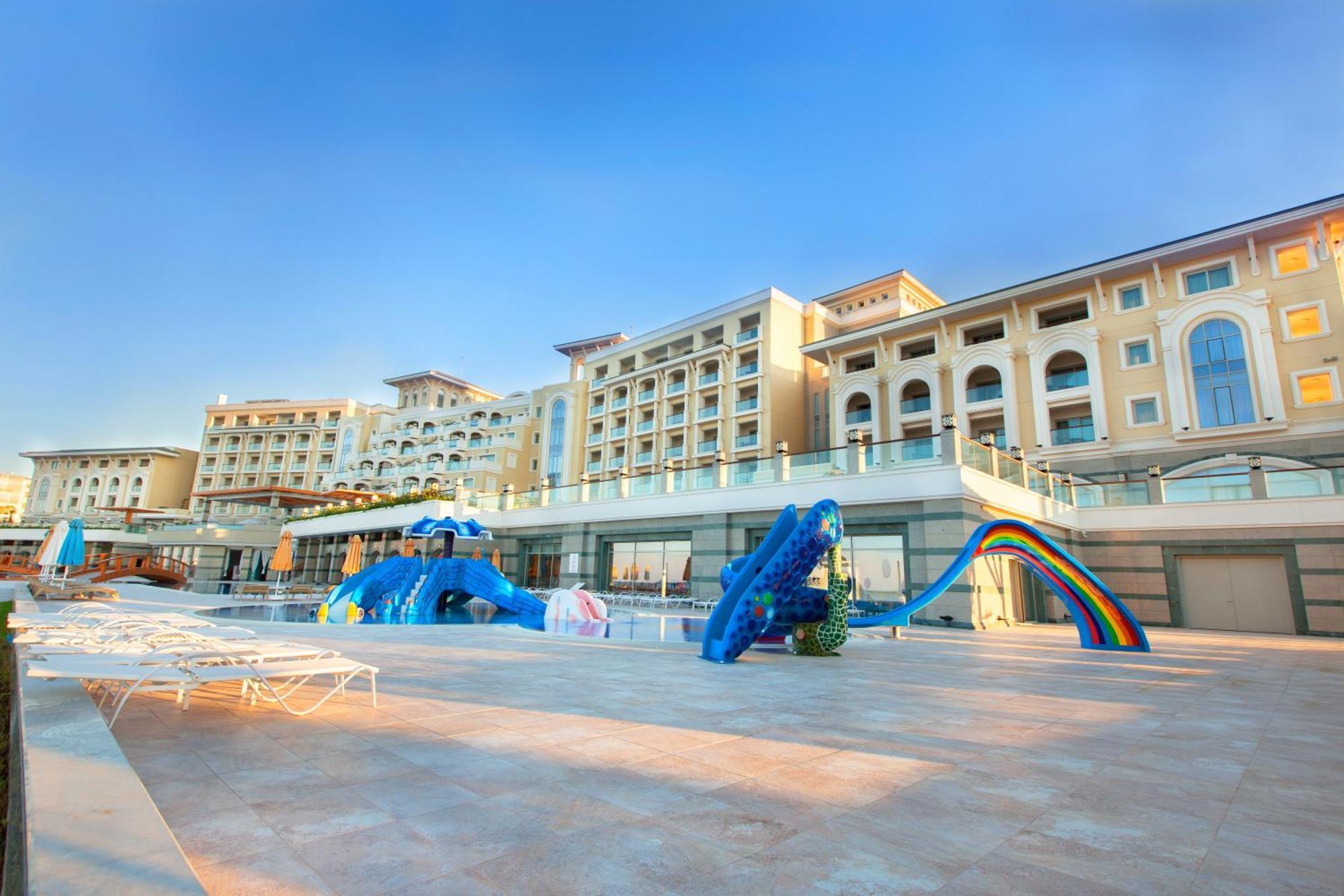 Merit Royal Premium Casino & 5*