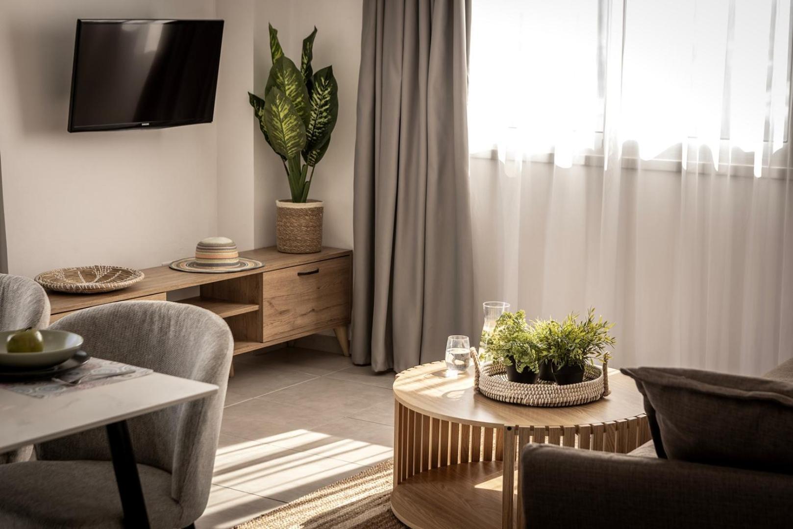 Apartment Somantonia *