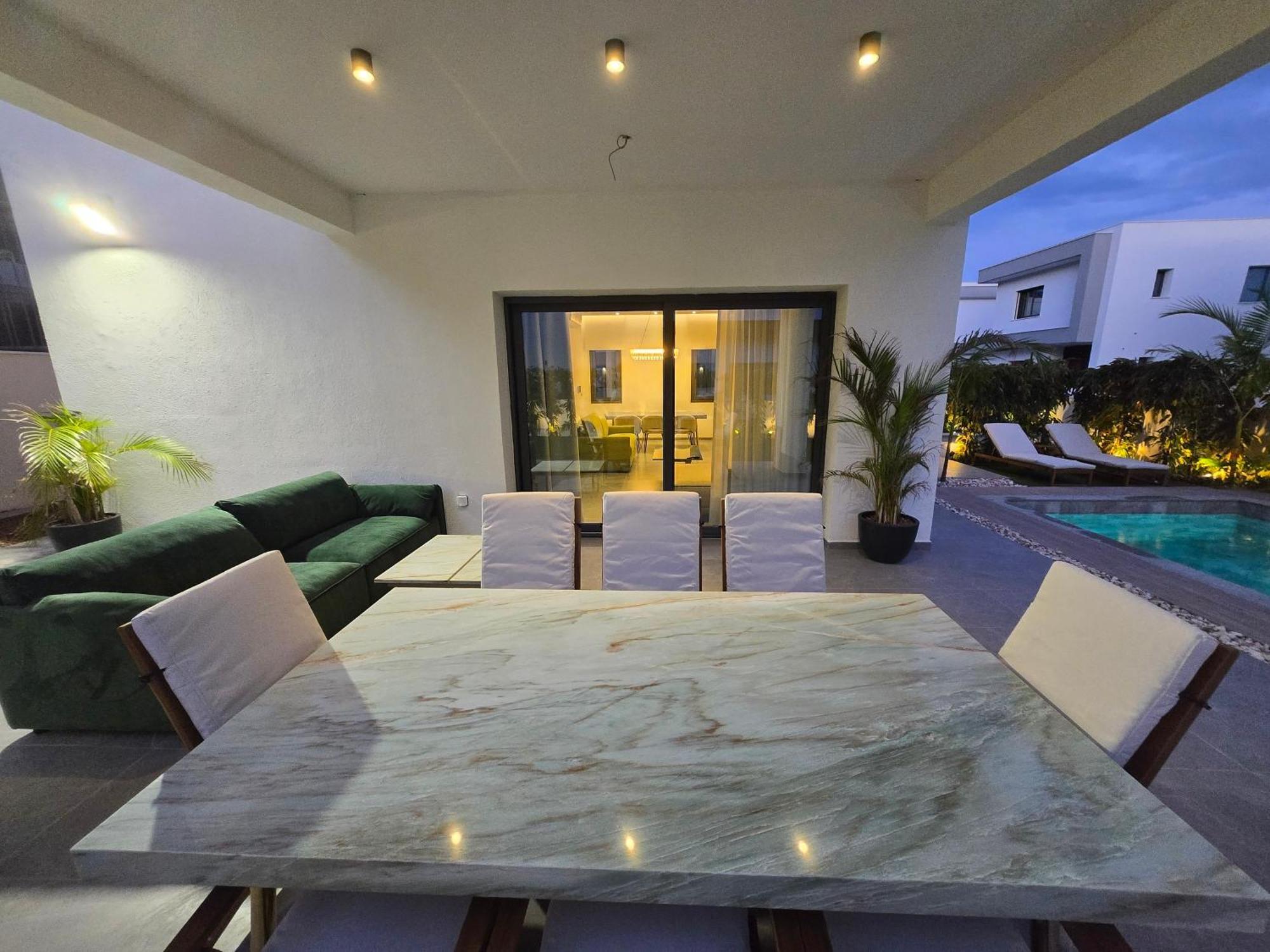 Tg New Luxury Private - Heated Salty Swimming Pool, Outdoor Jacuzzi, Sauna, Exotic Garden Villa Limassol