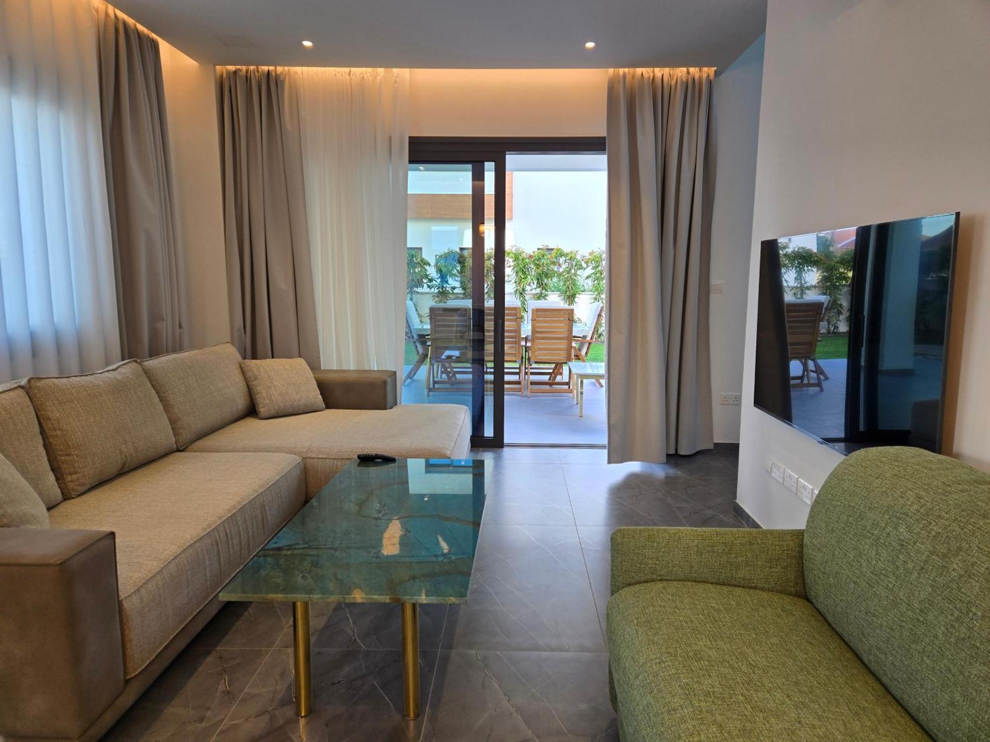 Tg New Luxury Private - Heated Salty Swimming Pool, Outdoor Jacuzzi, Sauna, Exotic Garden Villa *