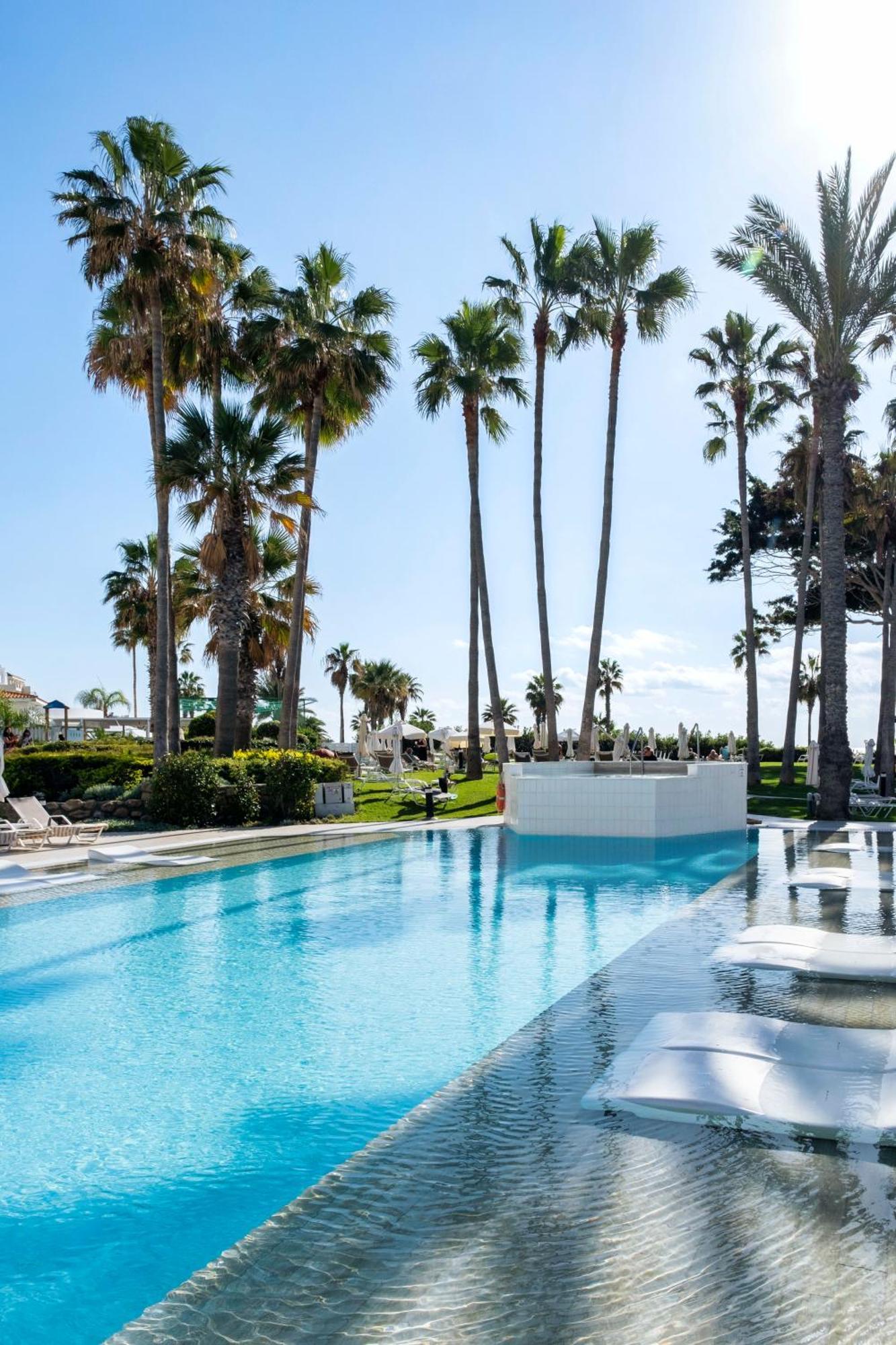 Leonardo Plaza Cypria Maris & (adults Only)