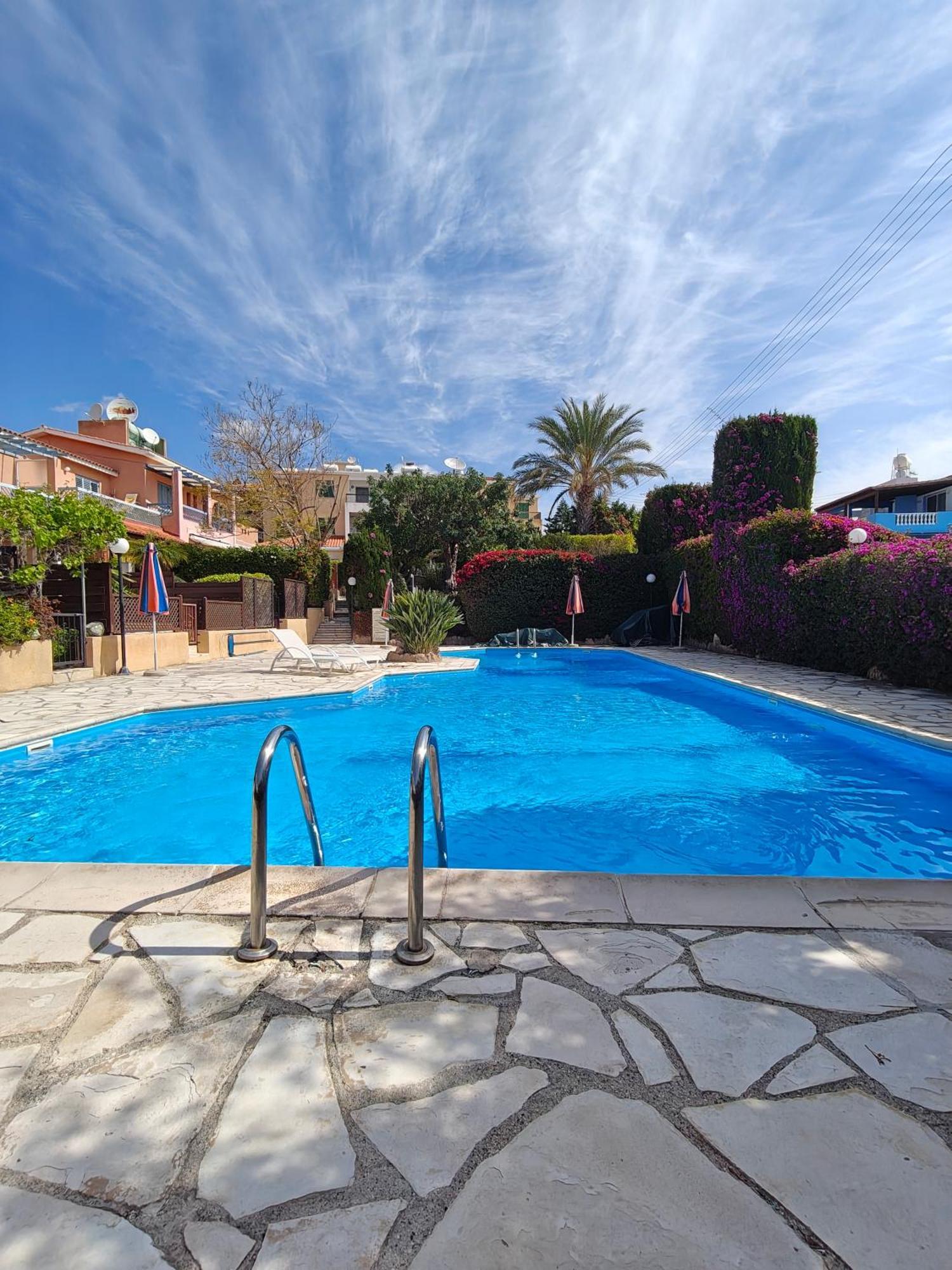 Eva Gardens Corner House With Stunning Garden And Huge Swimming Pool Next To Coral Bay Peyia