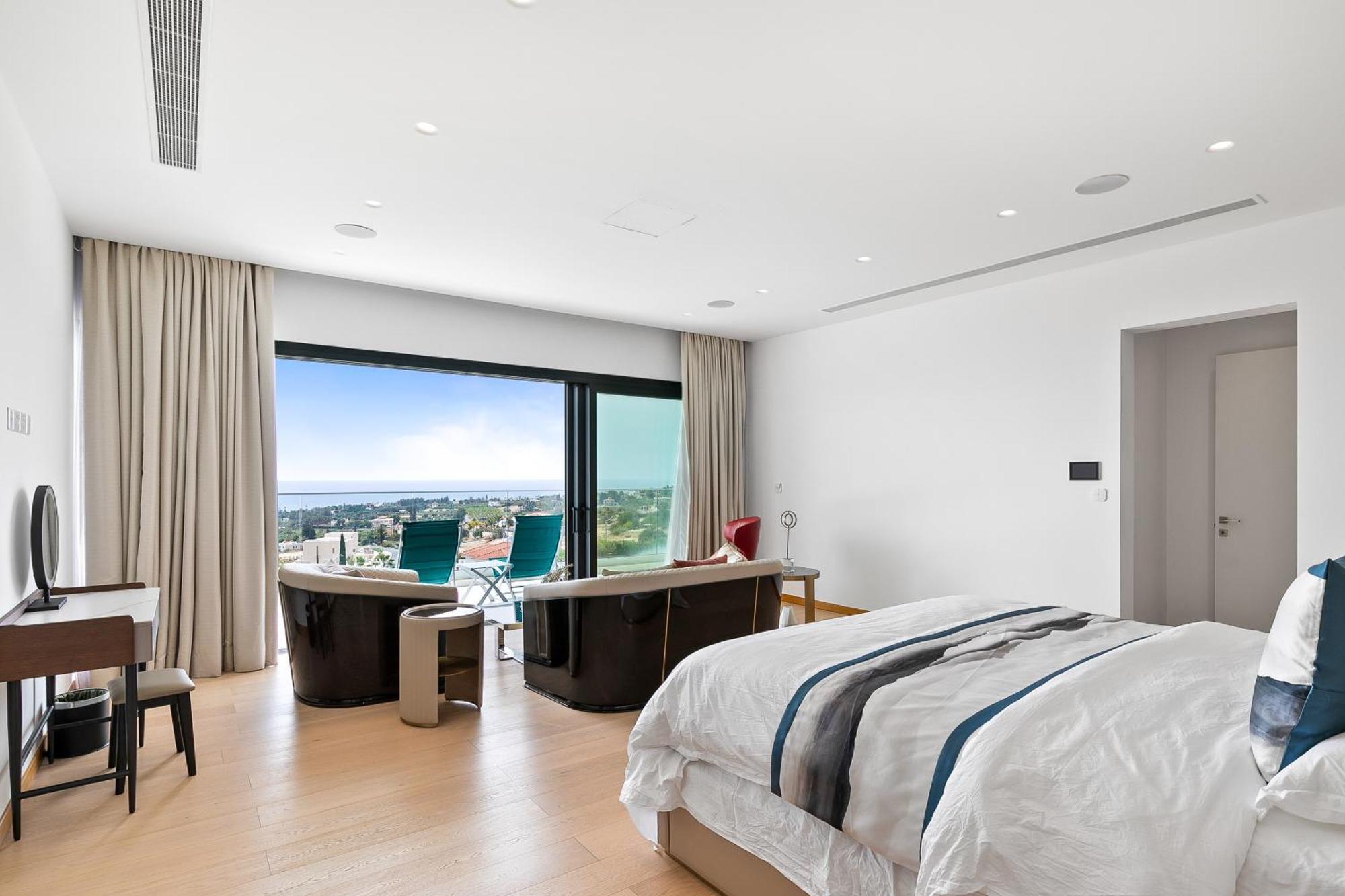 J&c Seacave Bed & Breakfast Paphos