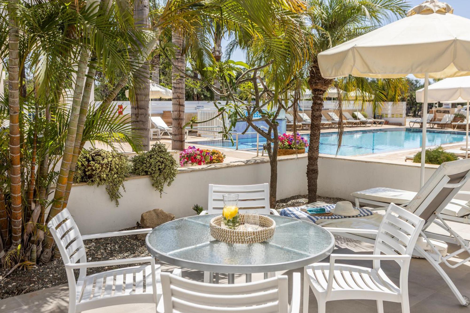 Flouressia Gardens Aparthotel Protaras