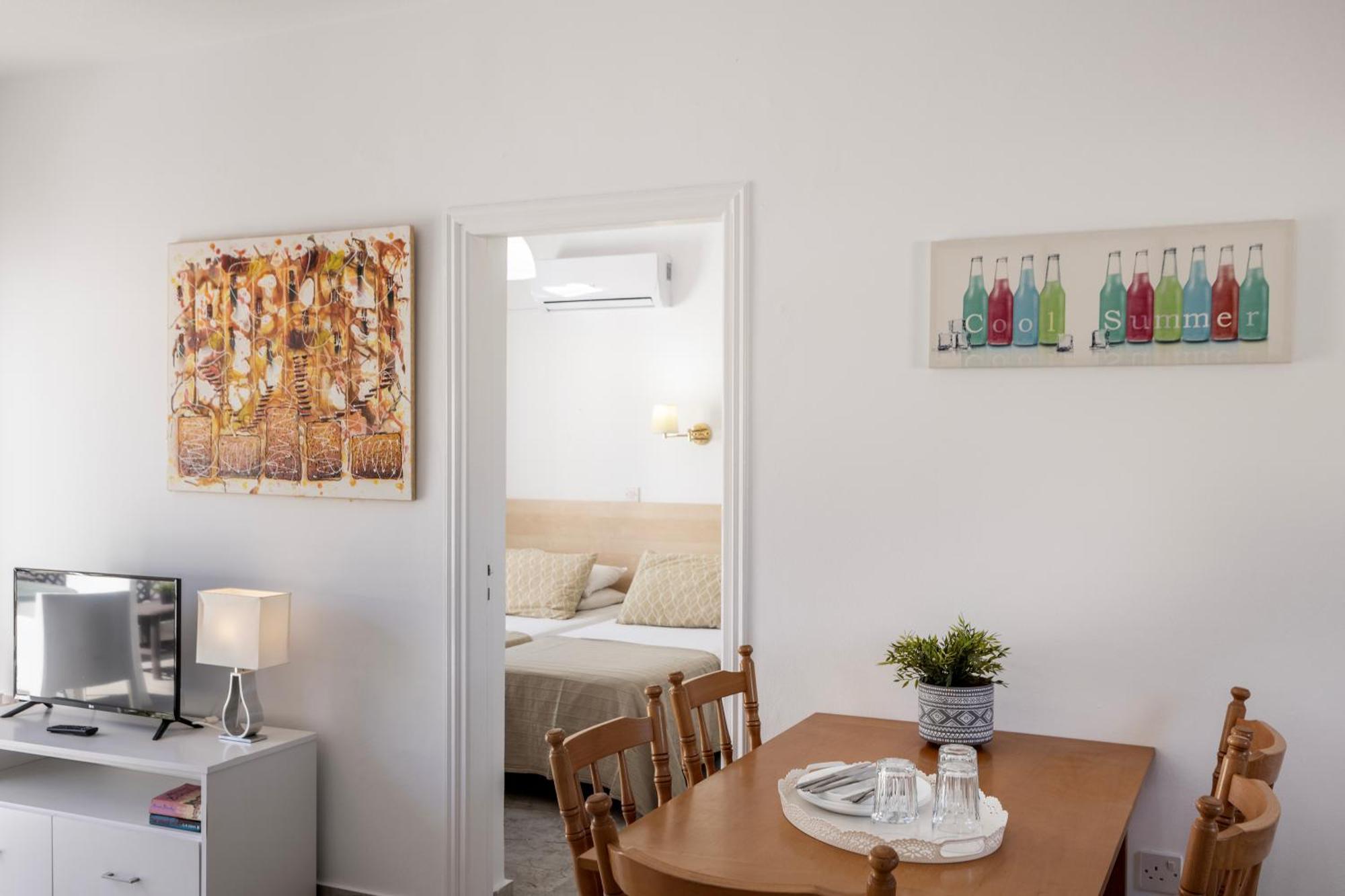 Aparthotel Flouressia Gardens Protaras