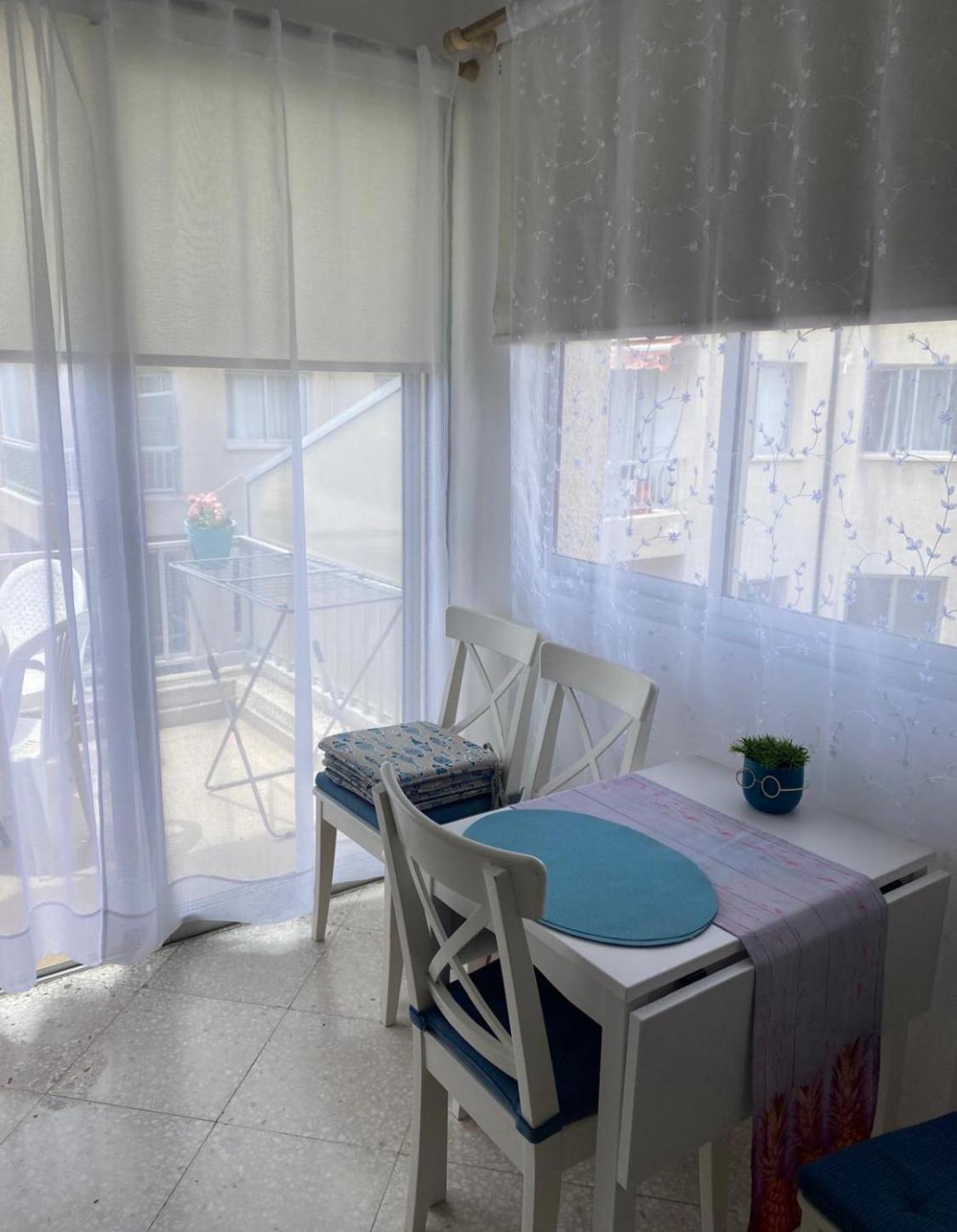 Apartment Modern In Near The Sea